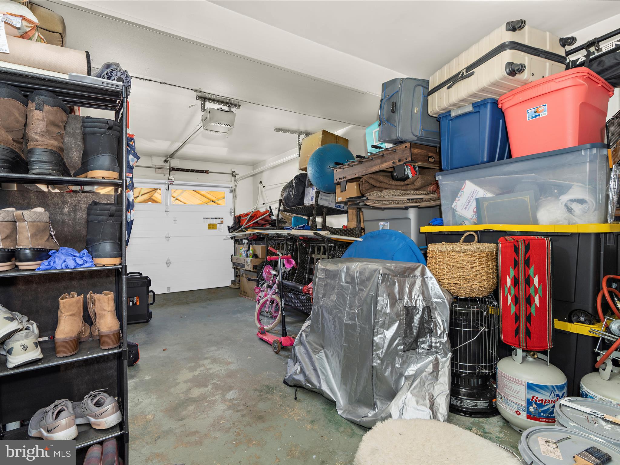 FOUR SEASONS ESTATES - Residential