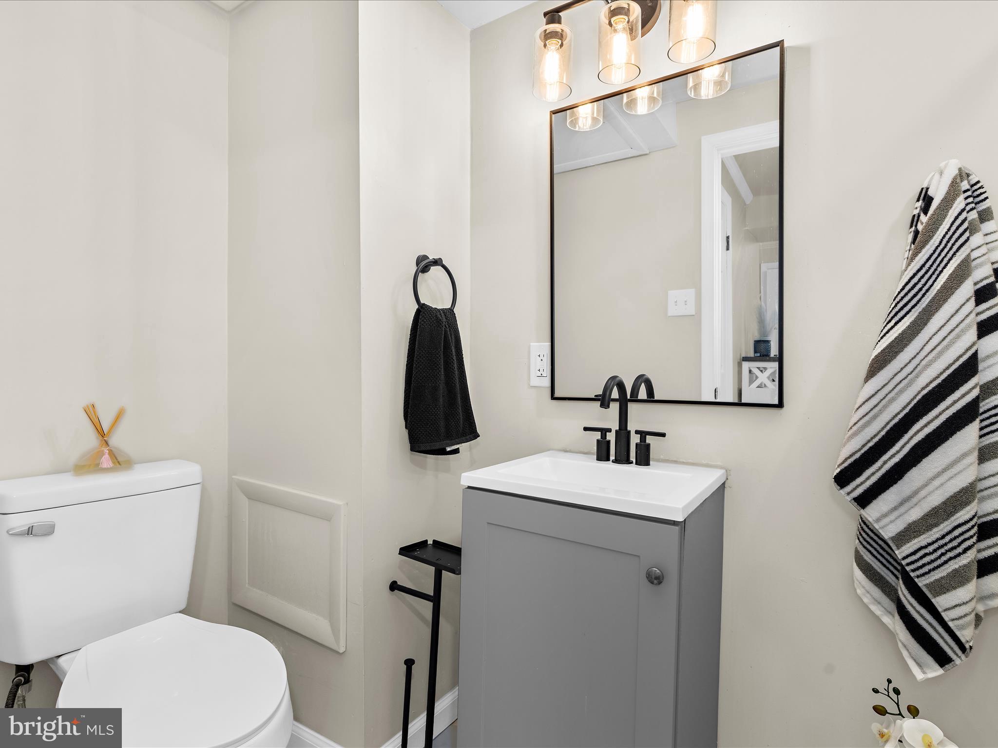 FOUR SEASONS ESTATES - Residential