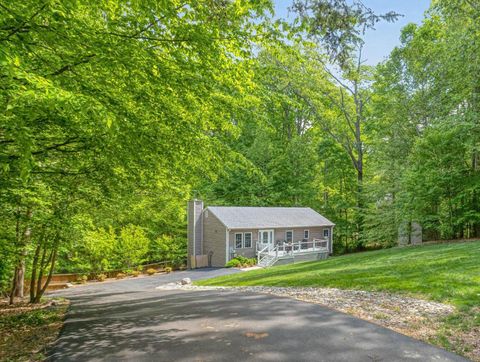 Photo of 8609 Short Street, MANASSAS, VA 20112 (MLS # VAPW2117980)