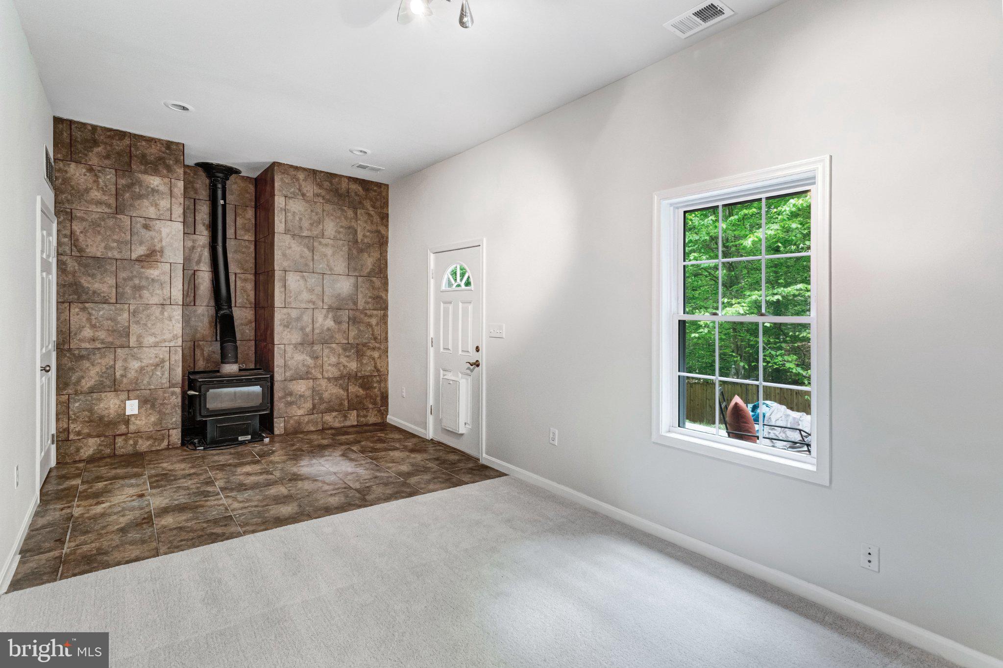 BELL TRACT LAKE JACKSON - Residential