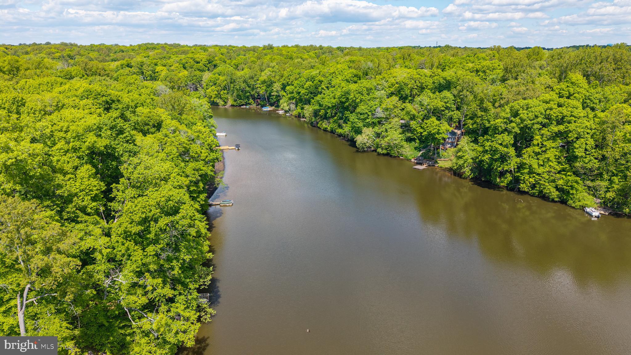 BELL TRACT LAKE JACKSON - Residential