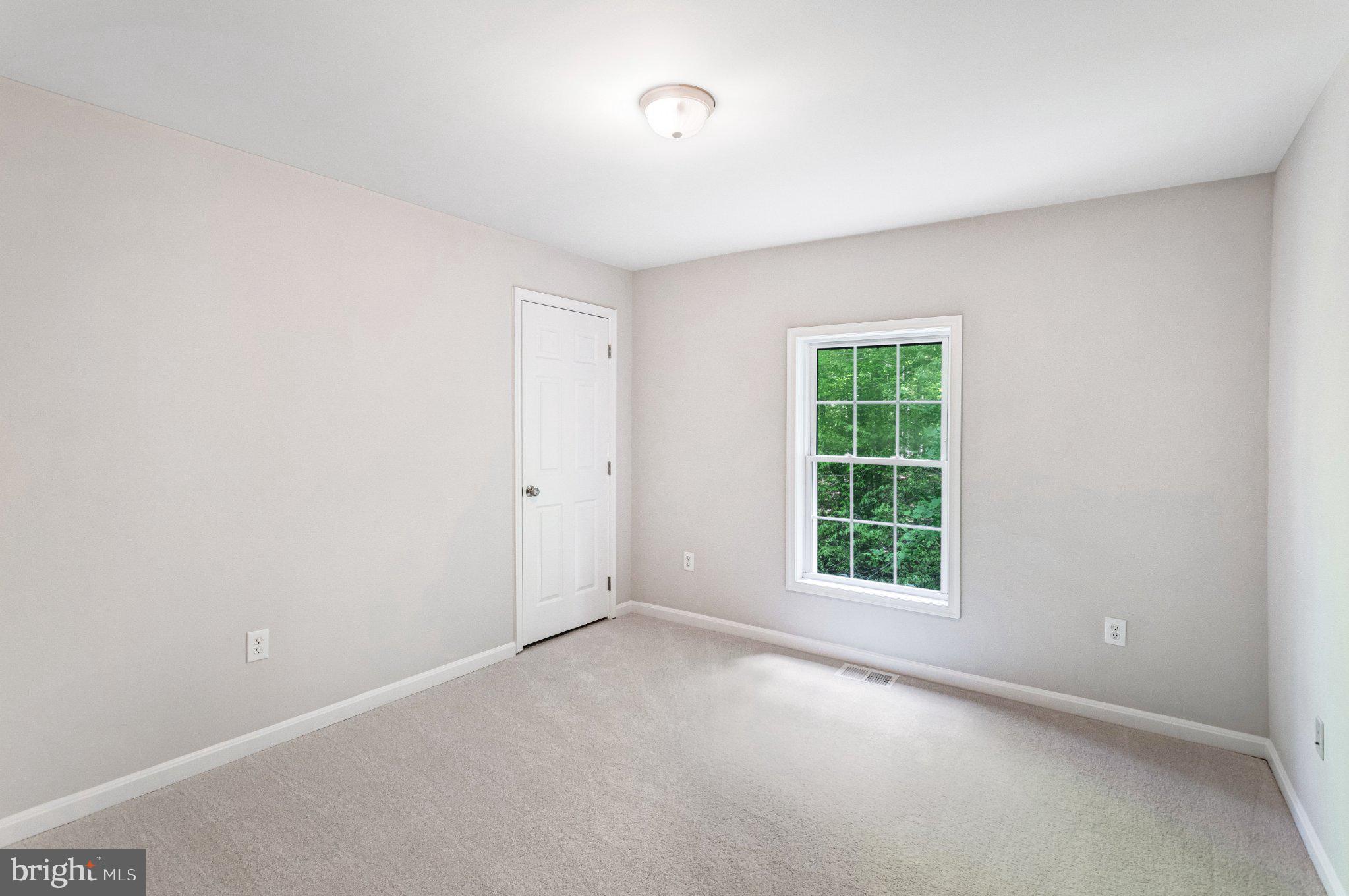 BELL TRACT LAKE JACKSON - Residential