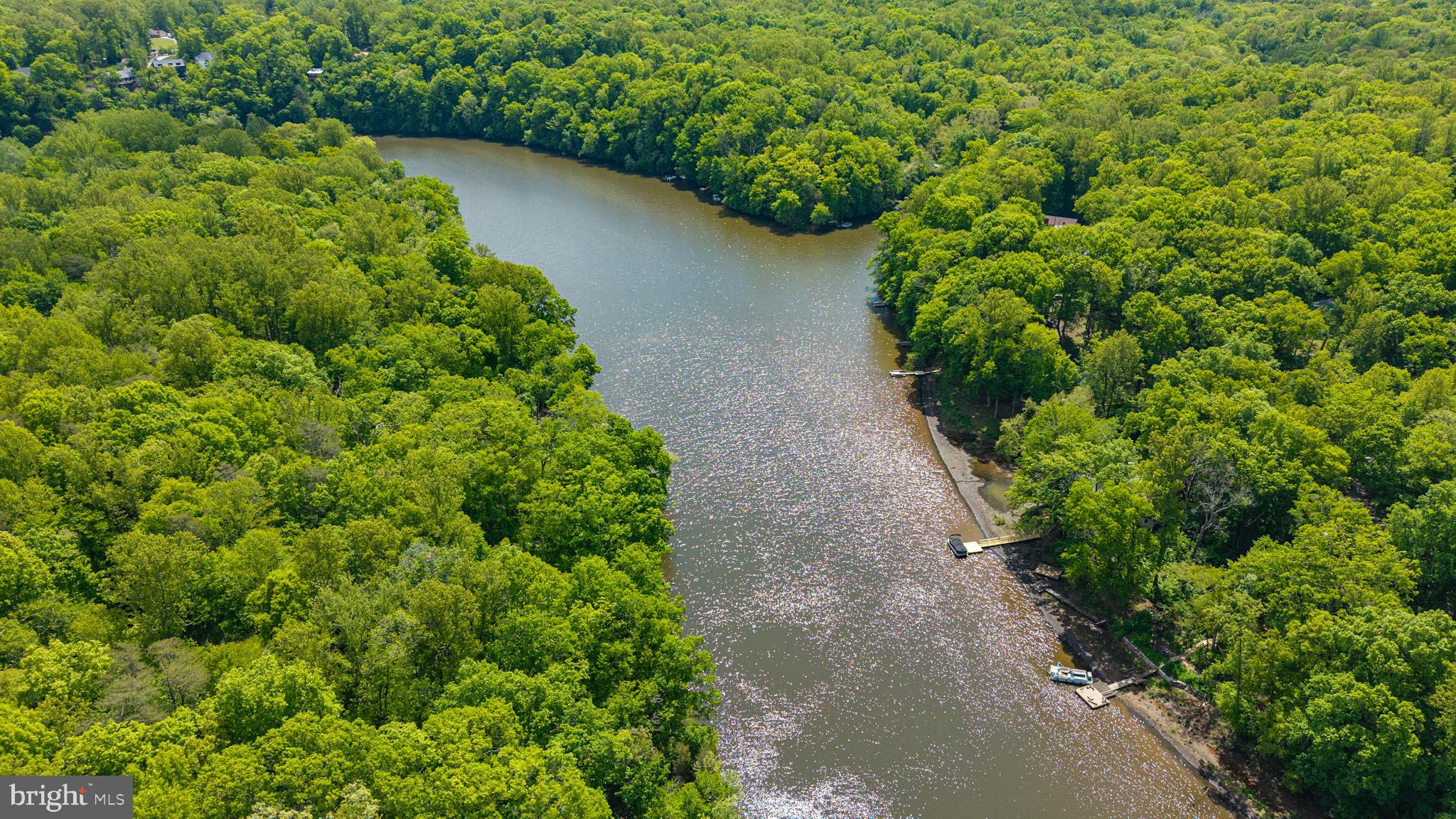 BELL TRACT LAKE JACKSON - Residential
