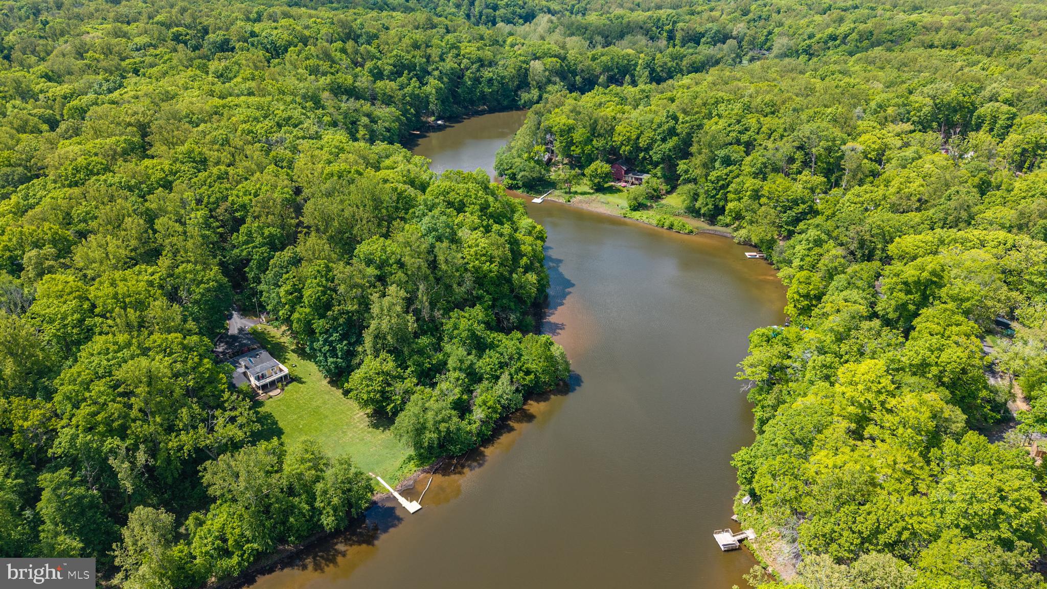 BELL TRACT LAKE JACKSON - Residential