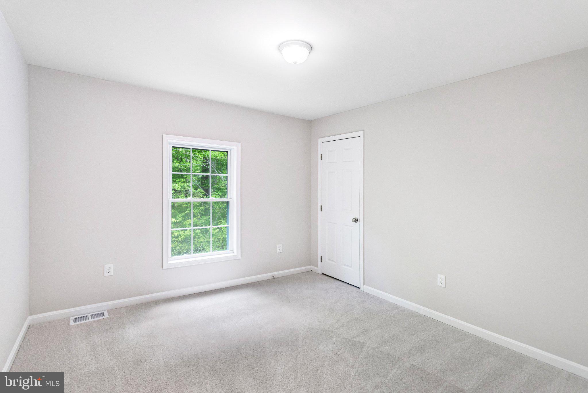 BELL TRACT LAKE JACKSON - Residential