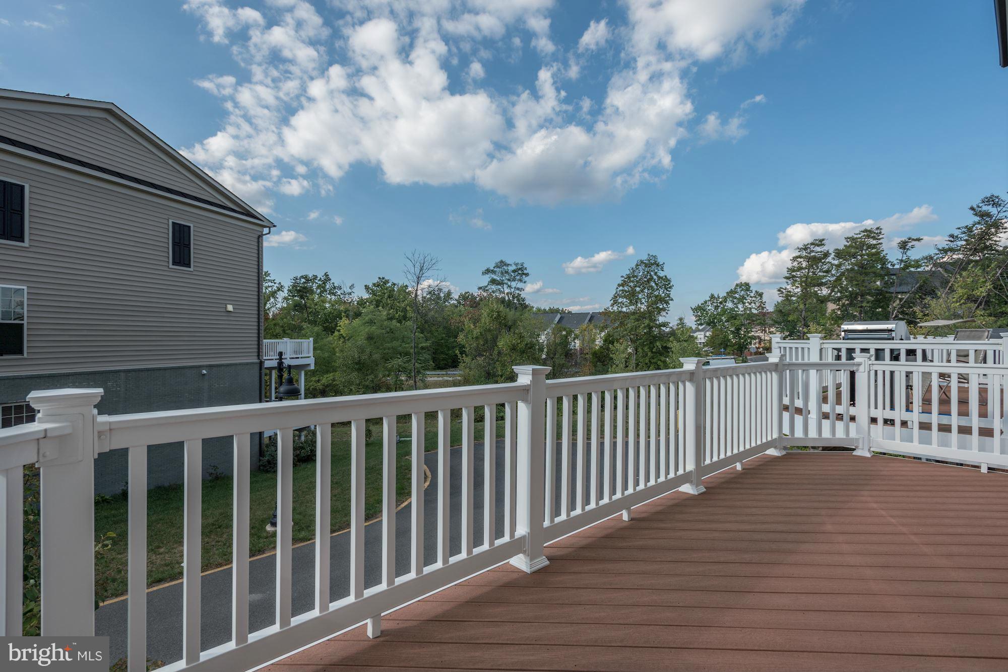 STATION VIEW - Residential Lease