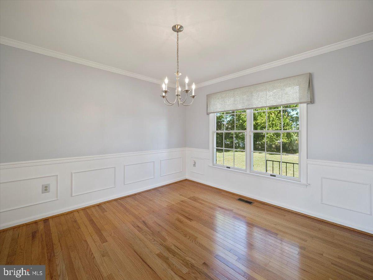 STEEPLE CHASE - Residential