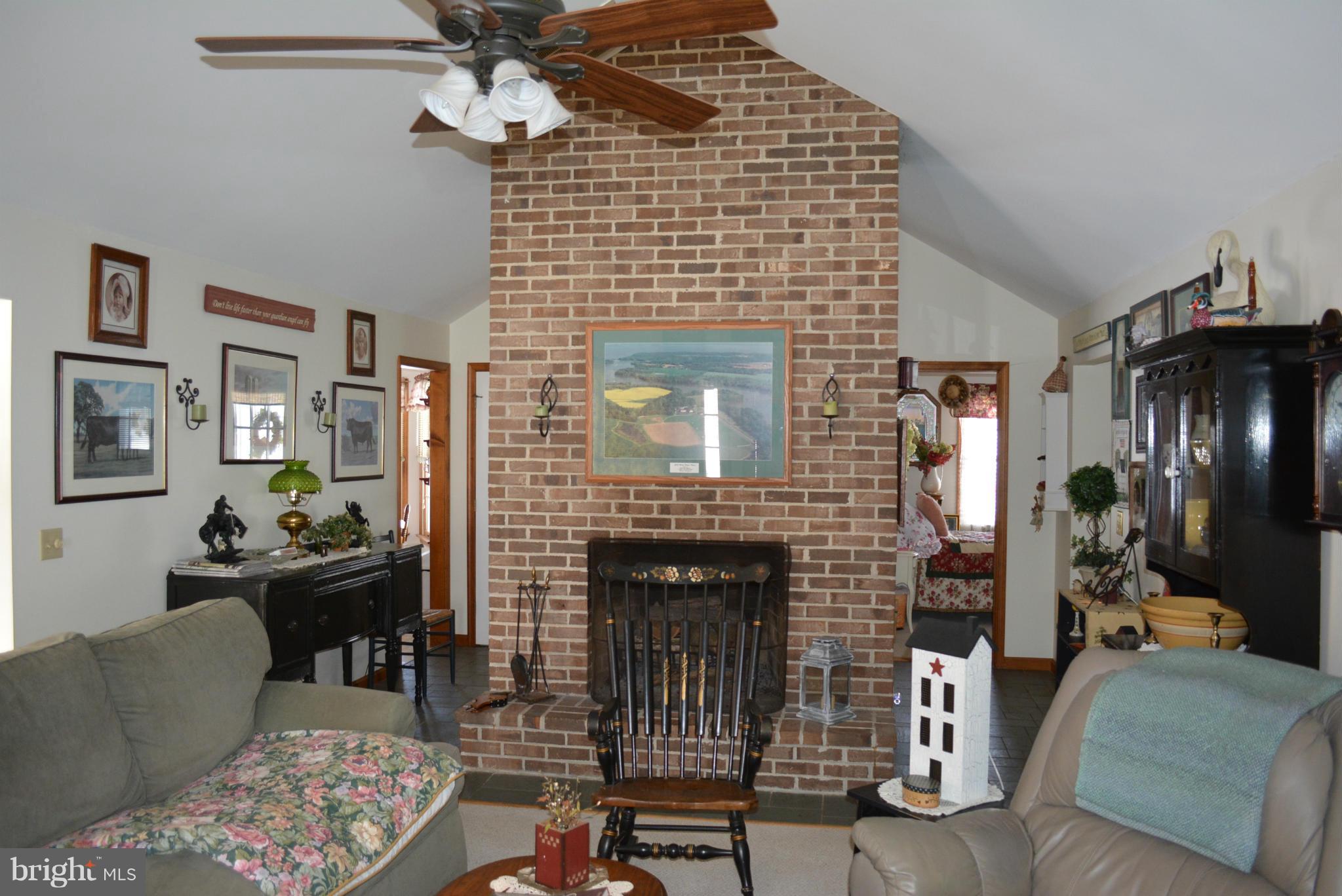 BARRETT LANDS - Farm