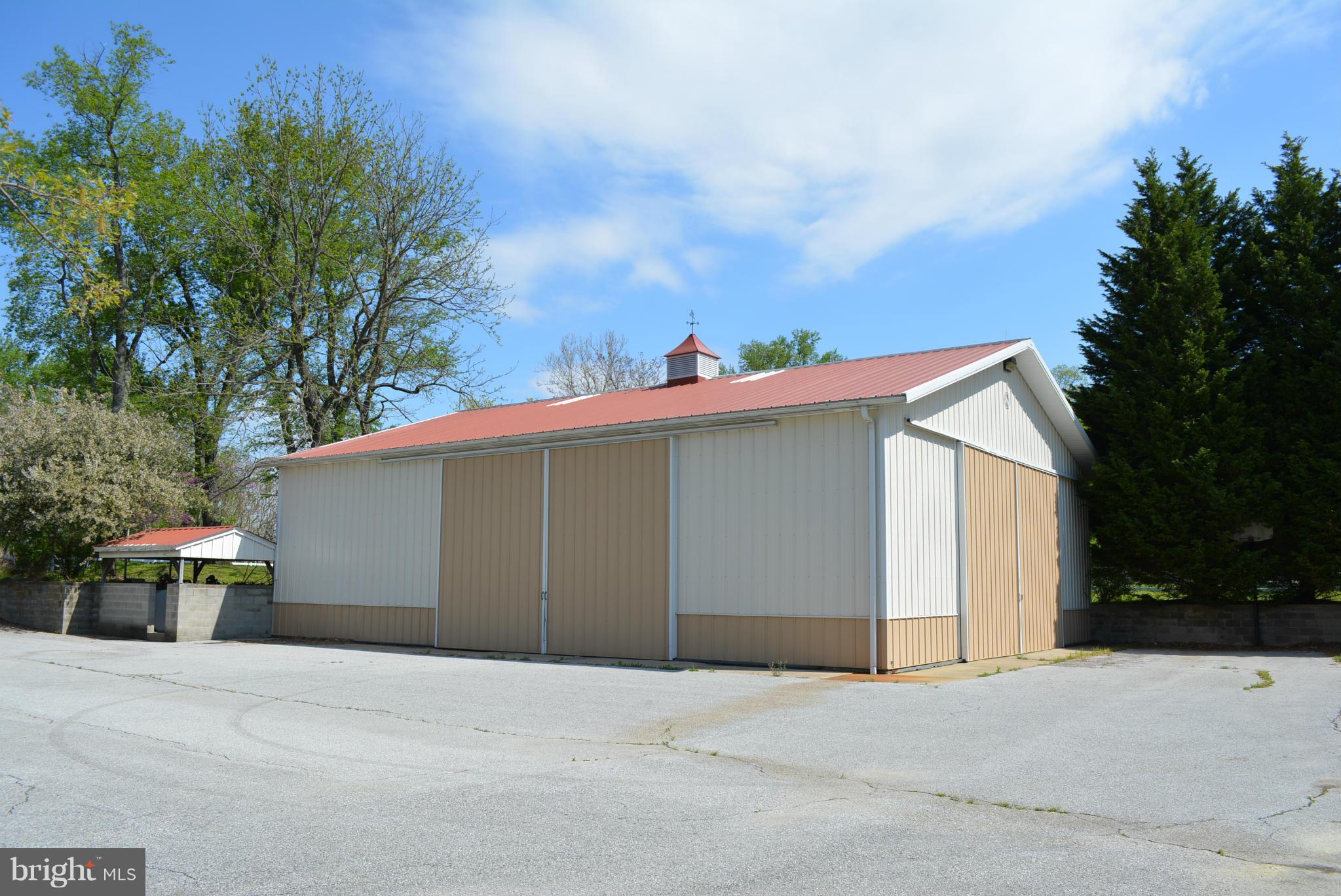 BARRETT LANDS - Farm