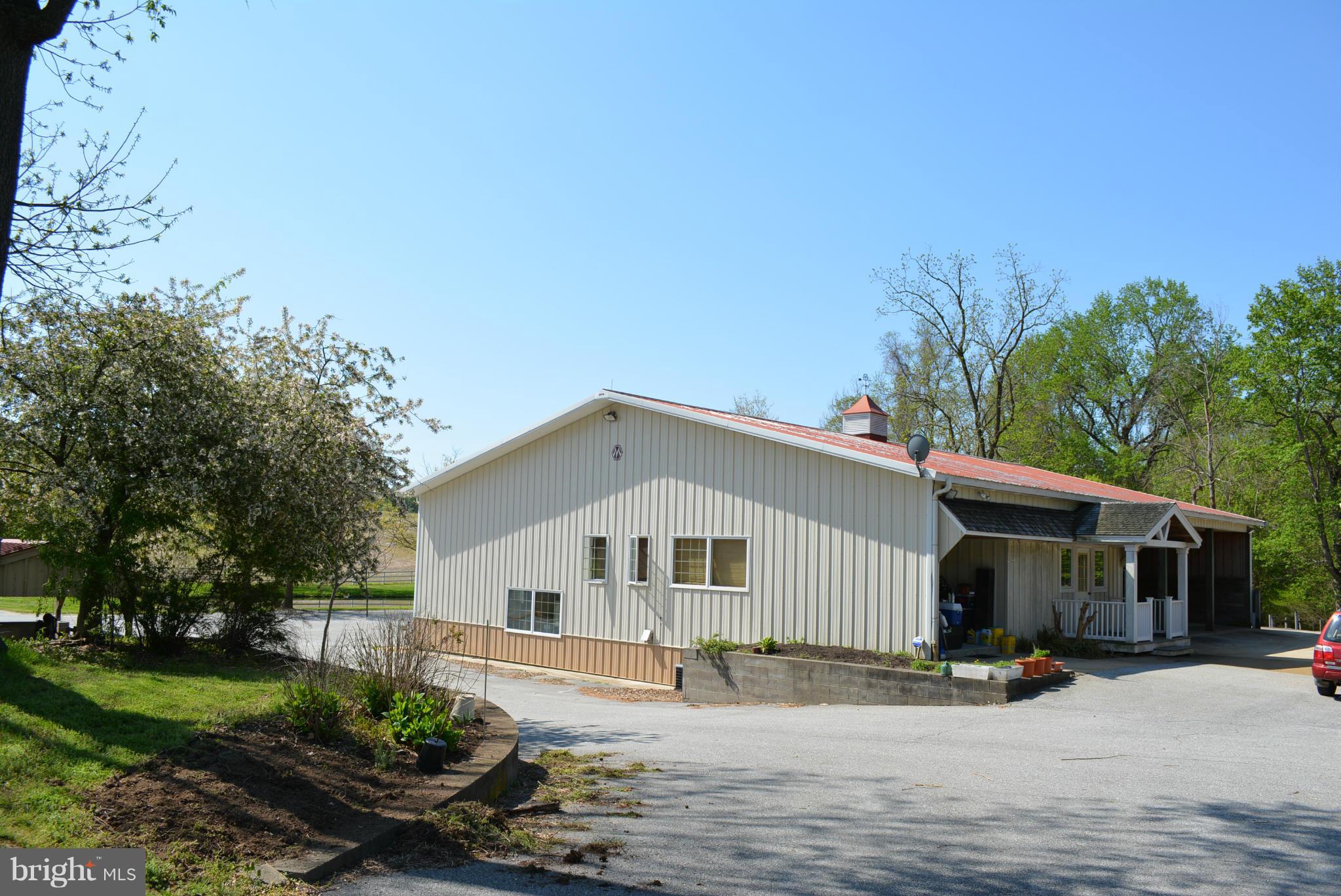 BARRETT LANDS - Farm