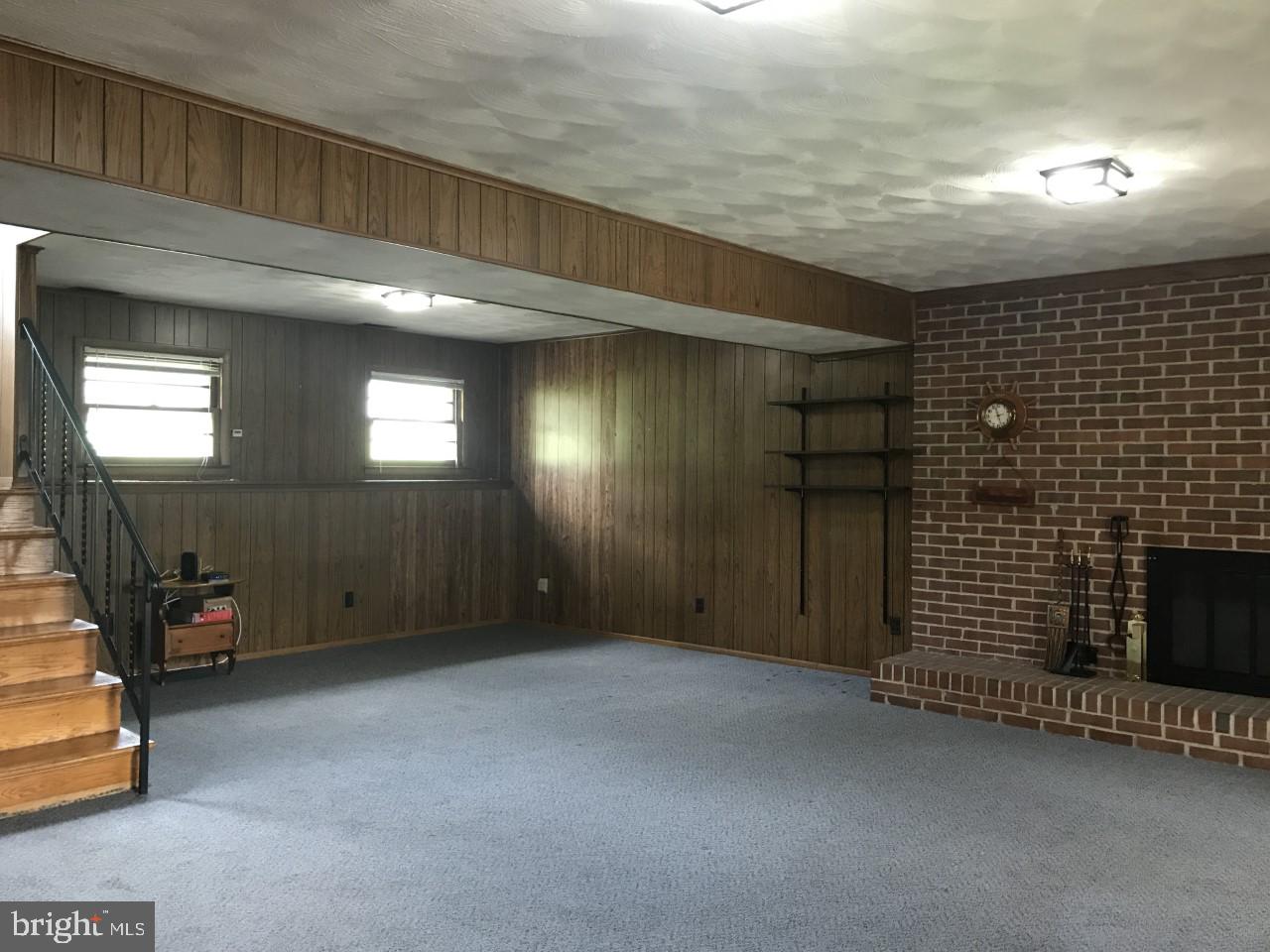 WALNUT HILL ESTATES - Residential