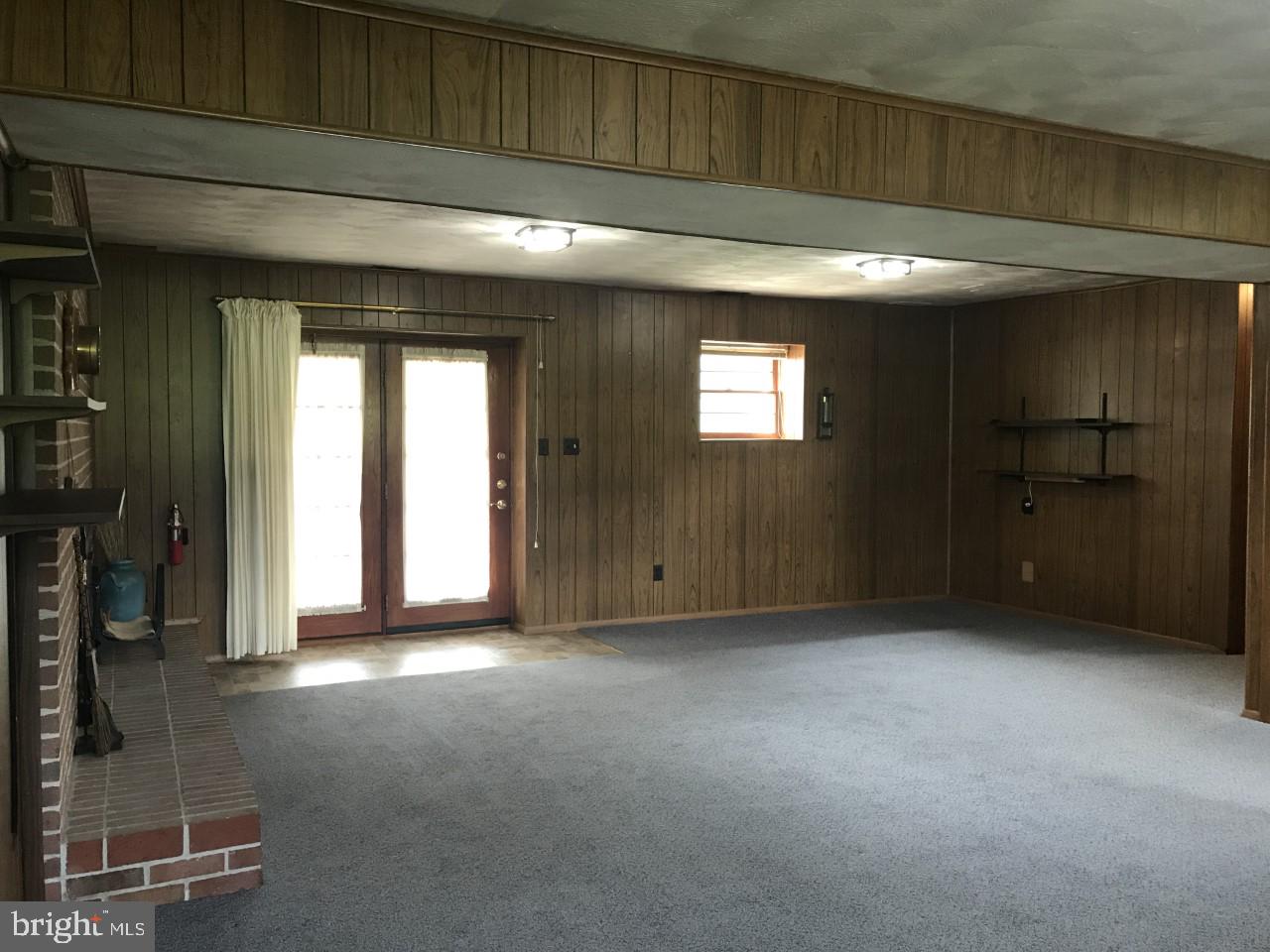 WALNUT HILL ESTATES - Residential