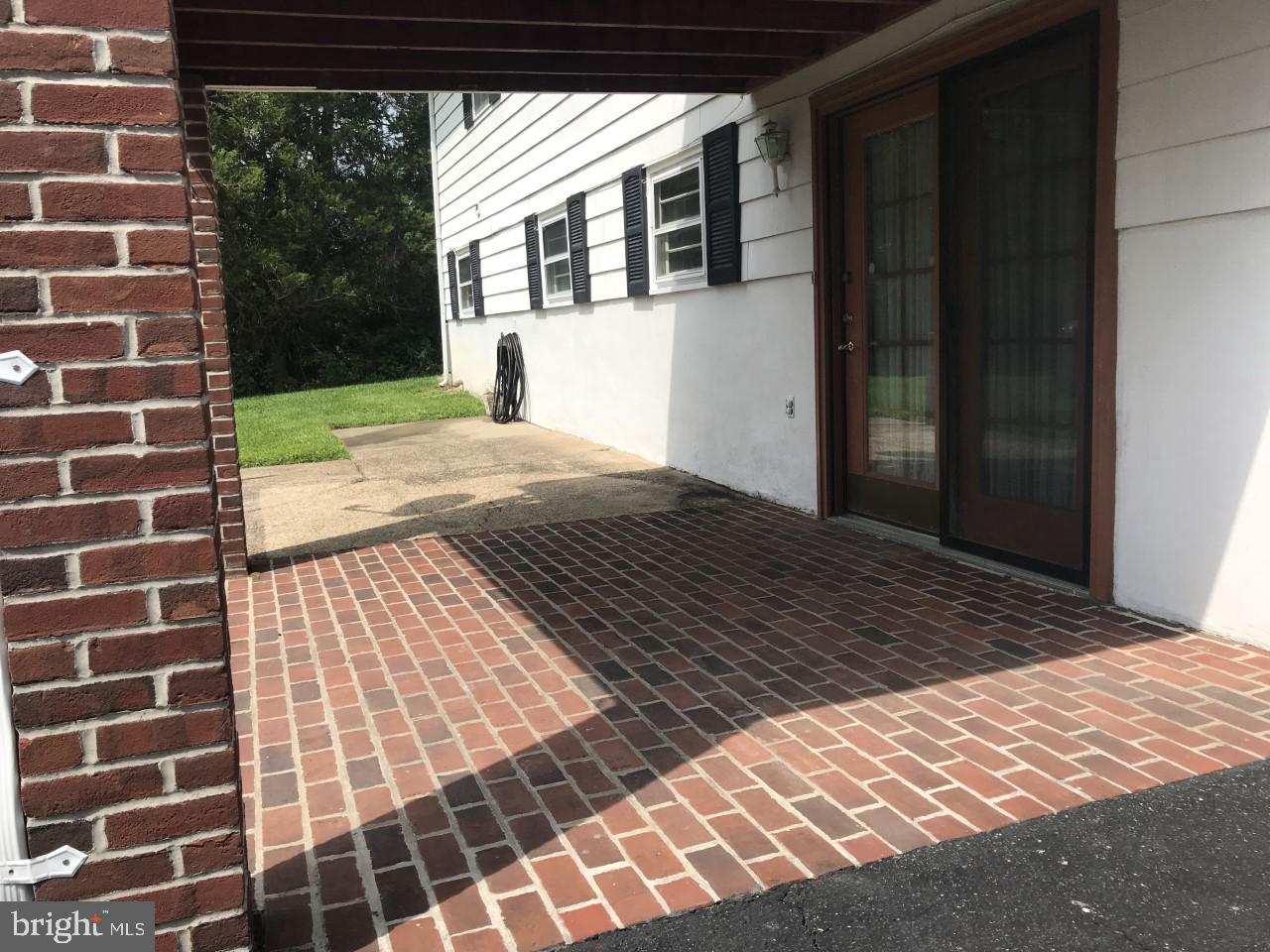 WALNUT HILL ESTATES - Residential