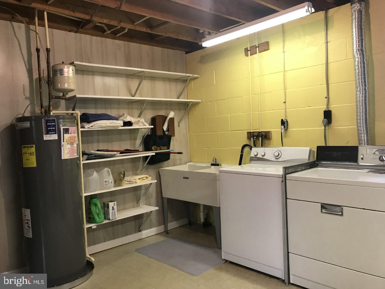 WALNUT HILL ESTATES - Residential