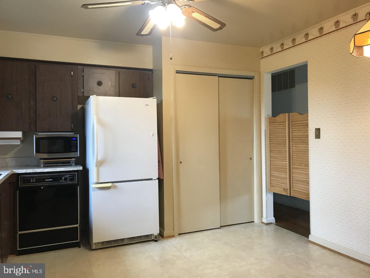 WALNUT HILL ESTATES - Residential