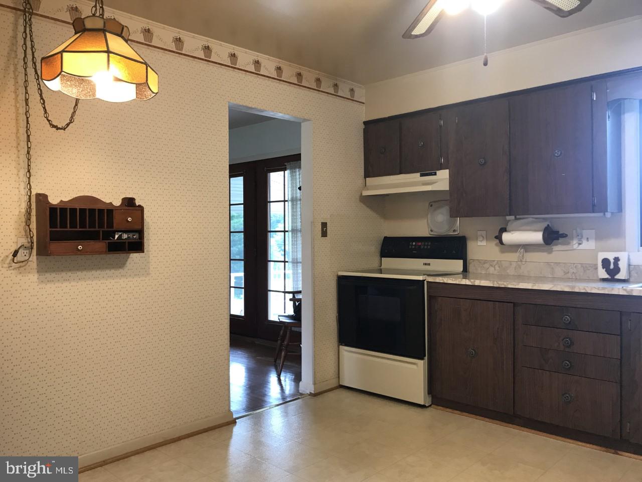 WALNUT HILL ESTATES - Residential