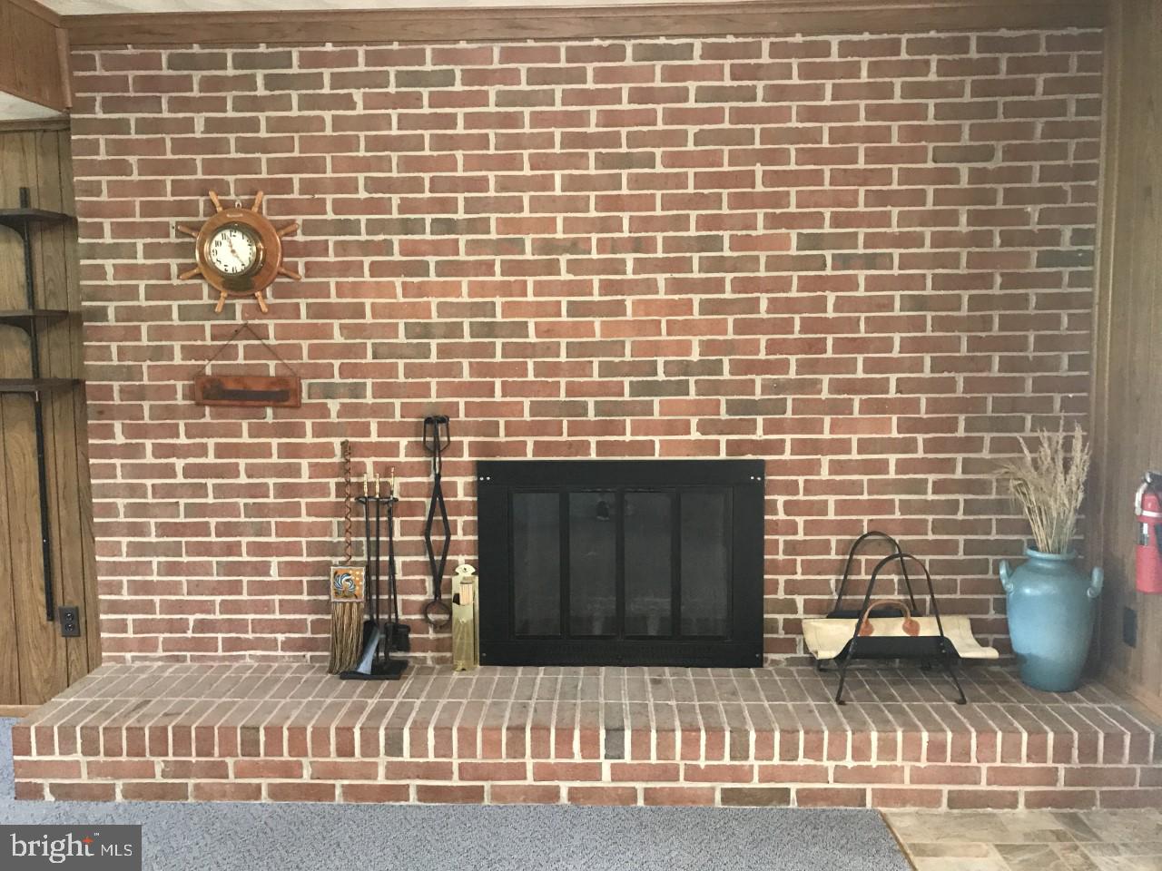 WALNUT HILL ESTATES - Residential