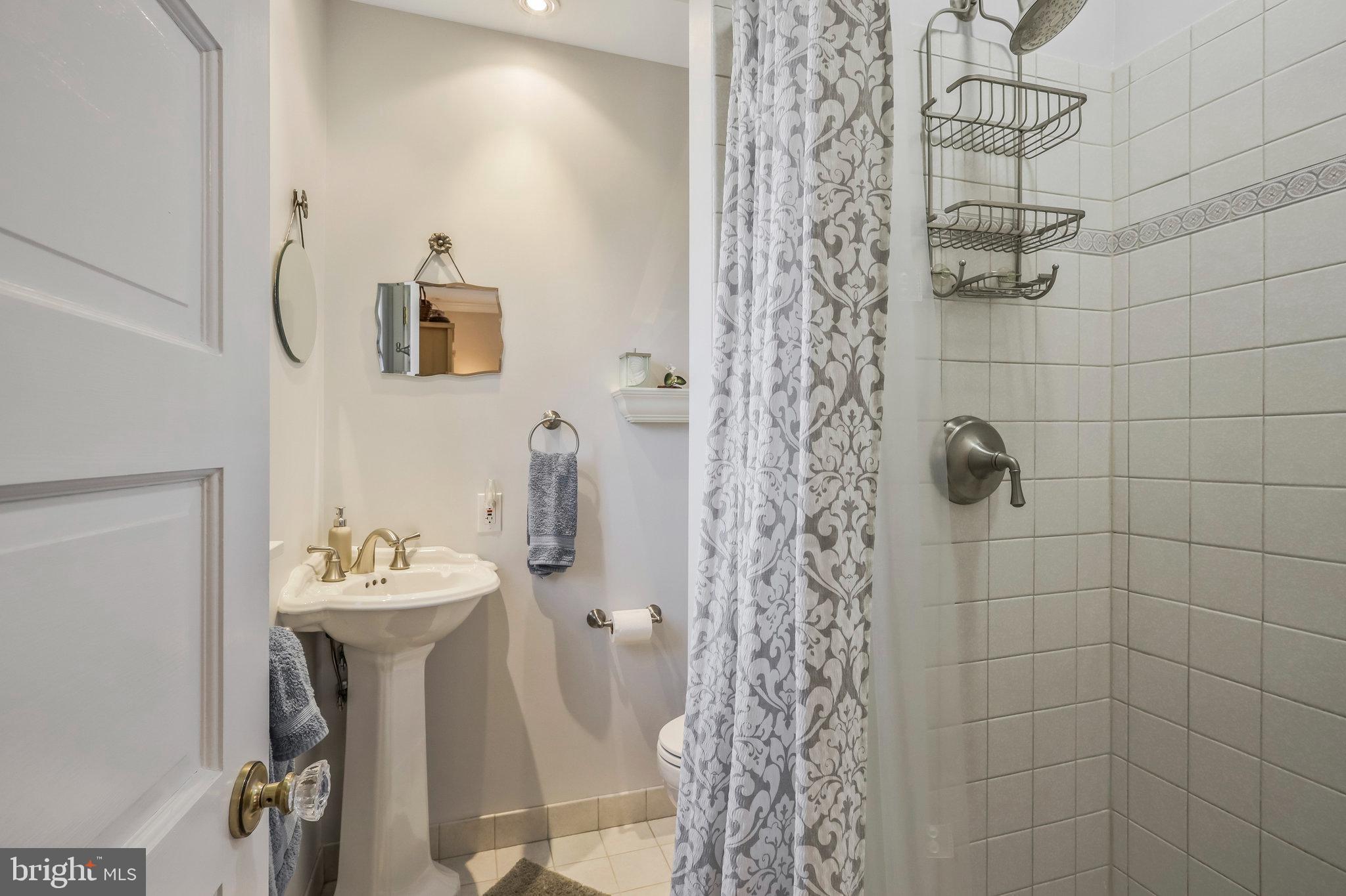 ROSEMONT - Residential