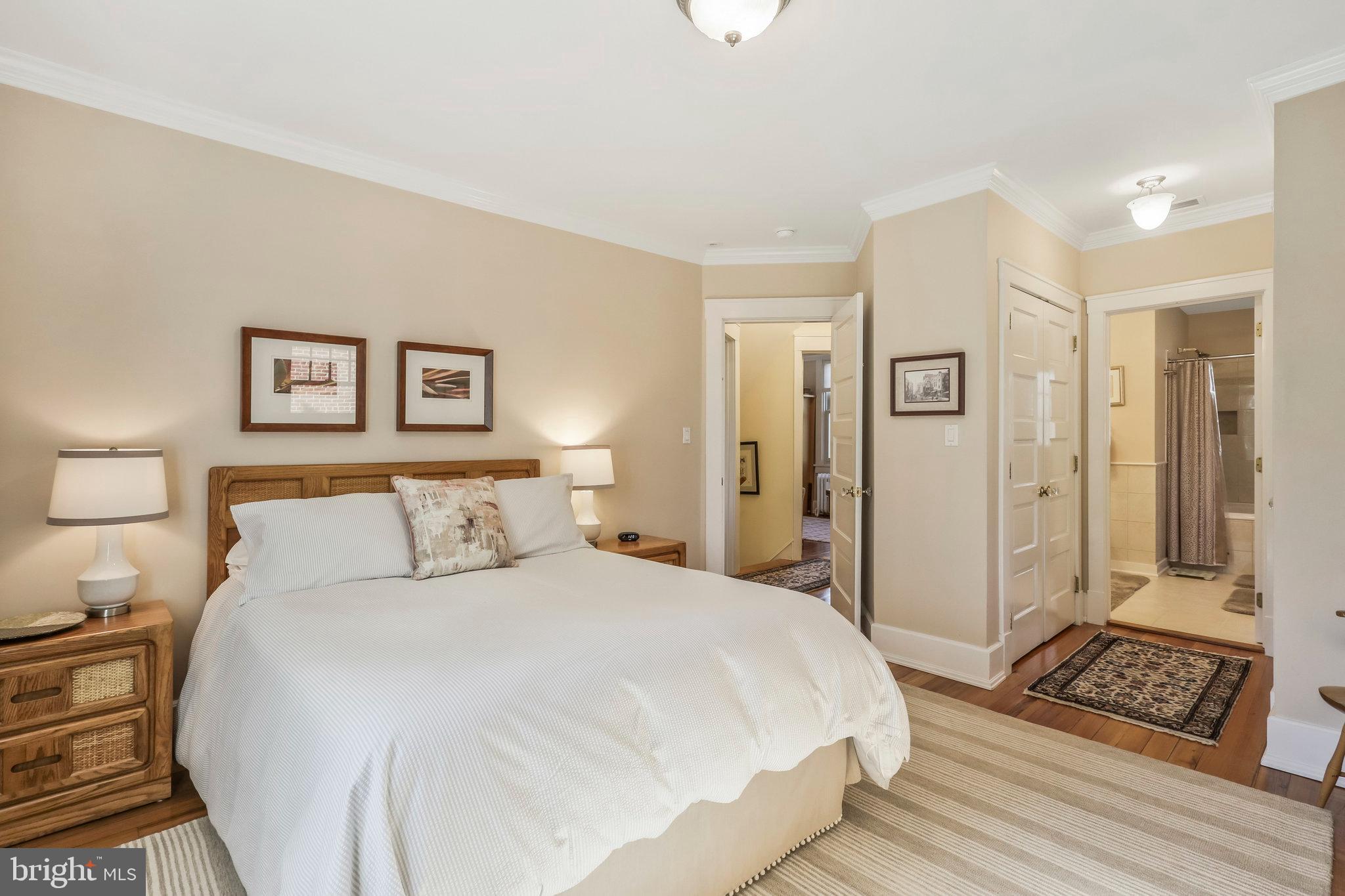 ROSEMONT - Residential