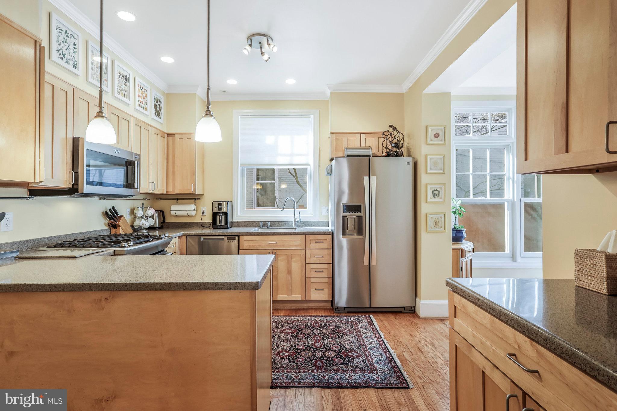 ROSEMONT - Residential