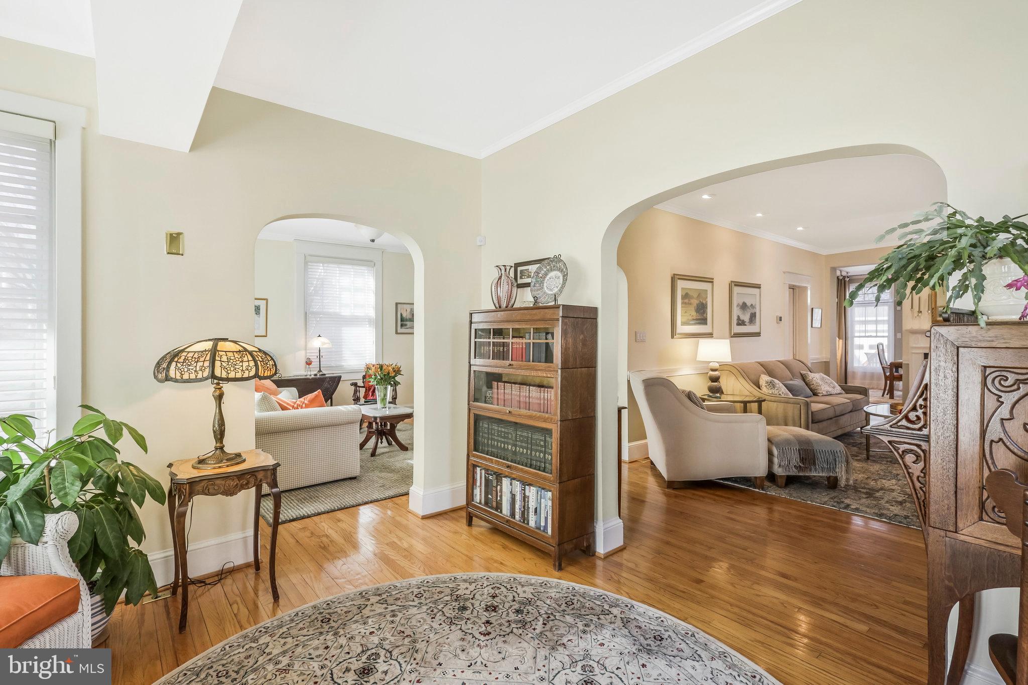 ROSEMONT - Residential