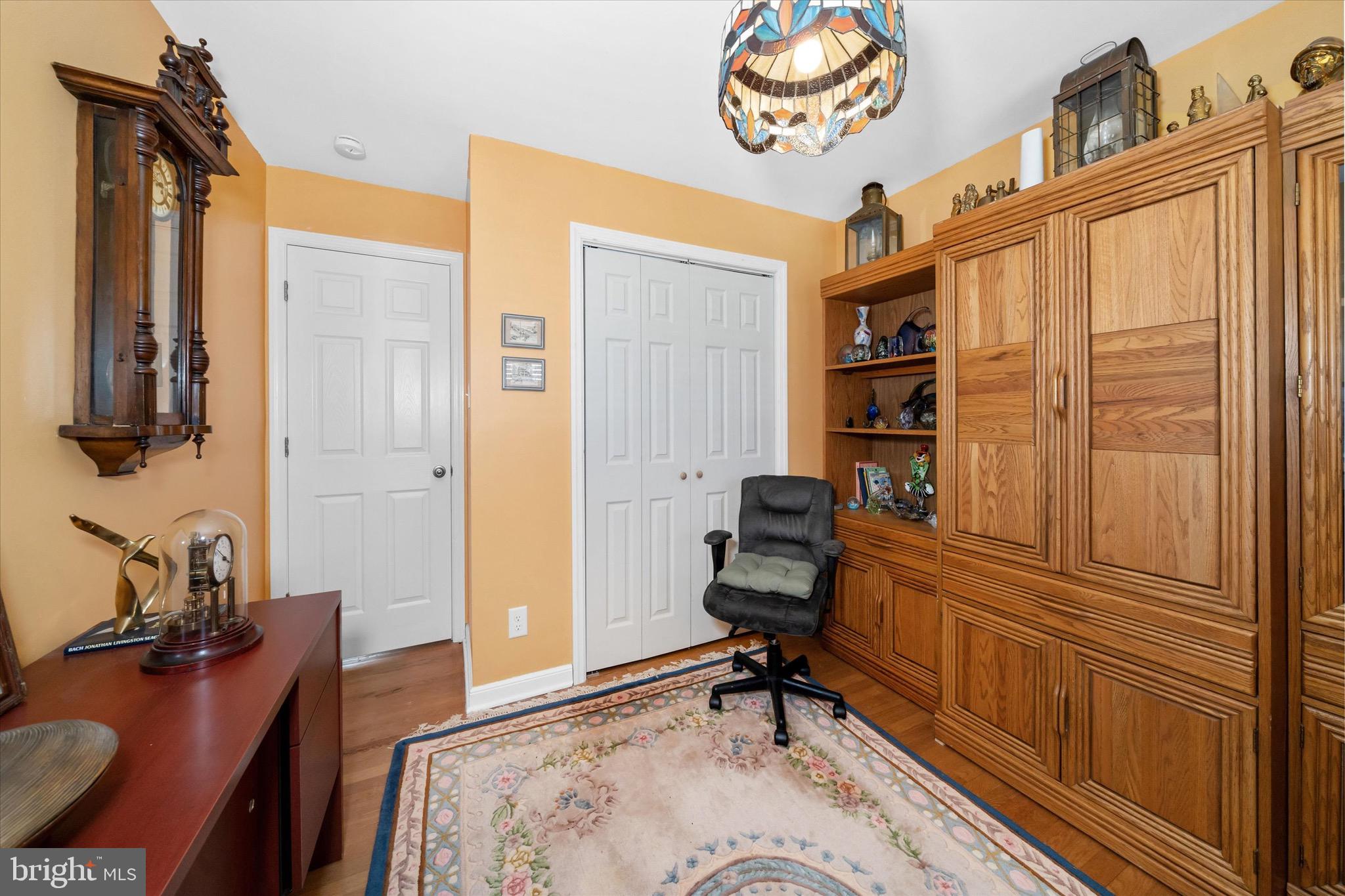 DELPARK MANOR - Residential