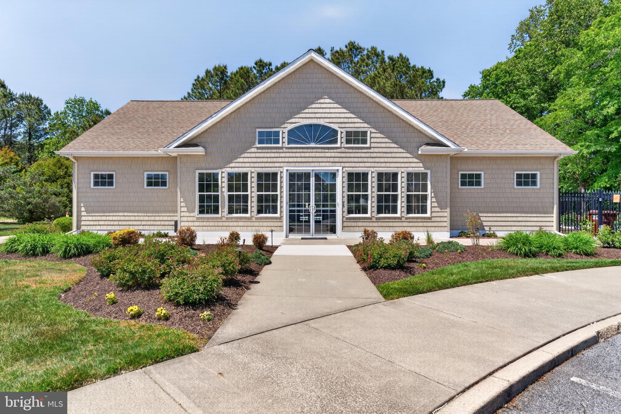 ROWENS MILL - Residential