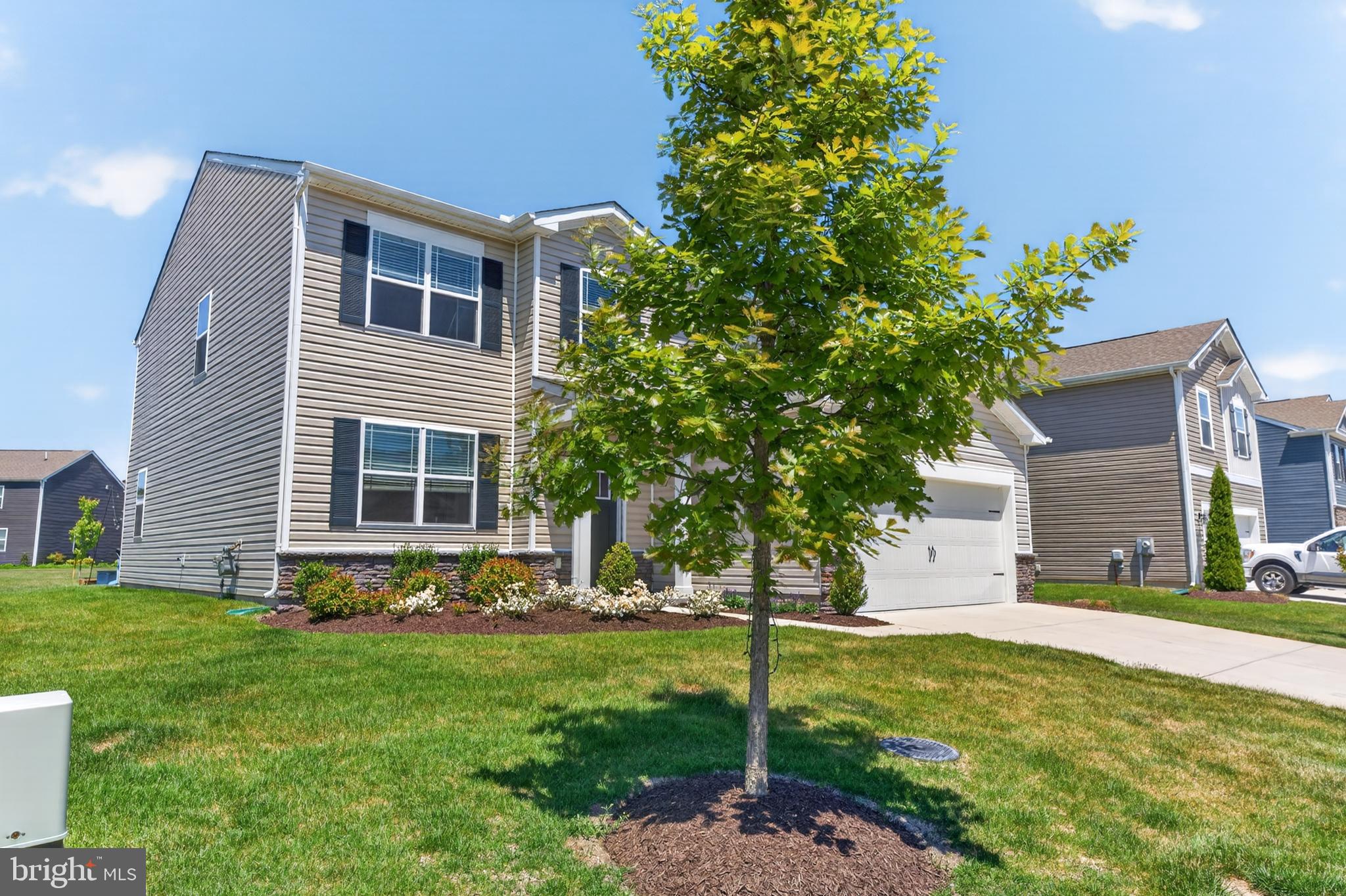 ROWENS MILL - Residential
