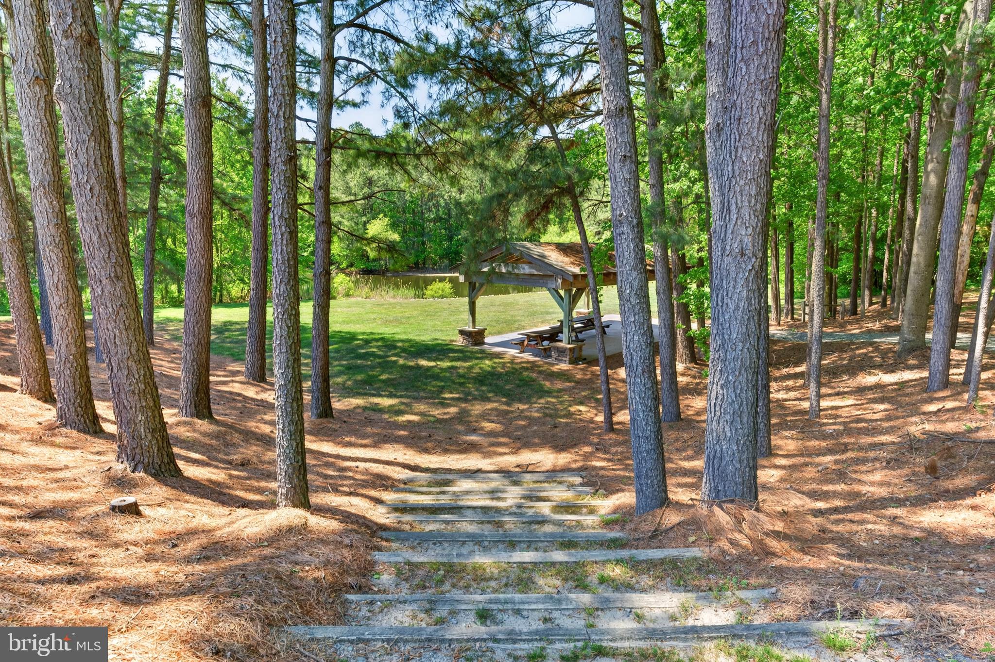 ROWENS MILL - Residential