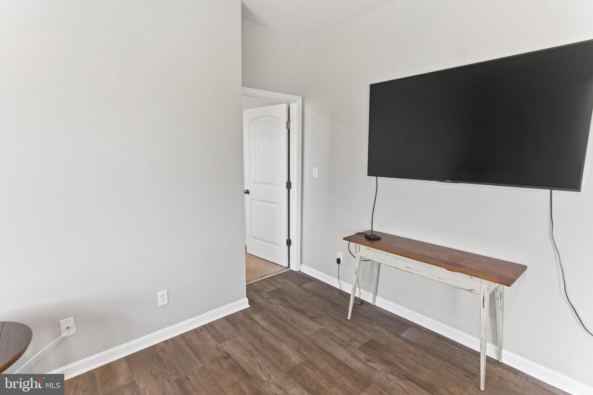 ROWENS MILL - Residential