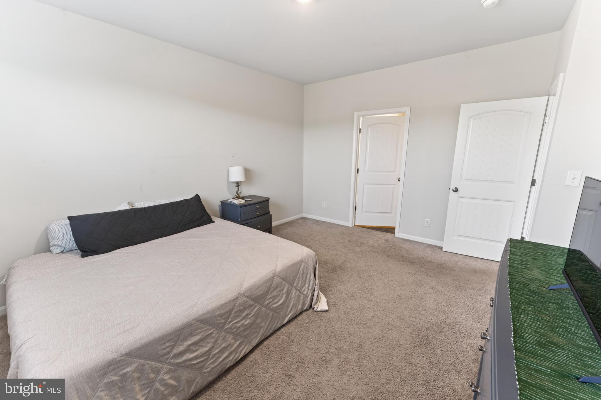 ROWENS MILL - Residential