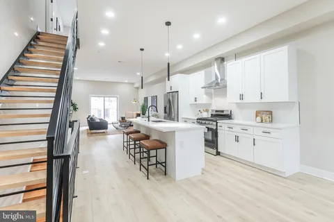 3233 Mercer Street, Philadelphia, PA MLS: PAPH2483294