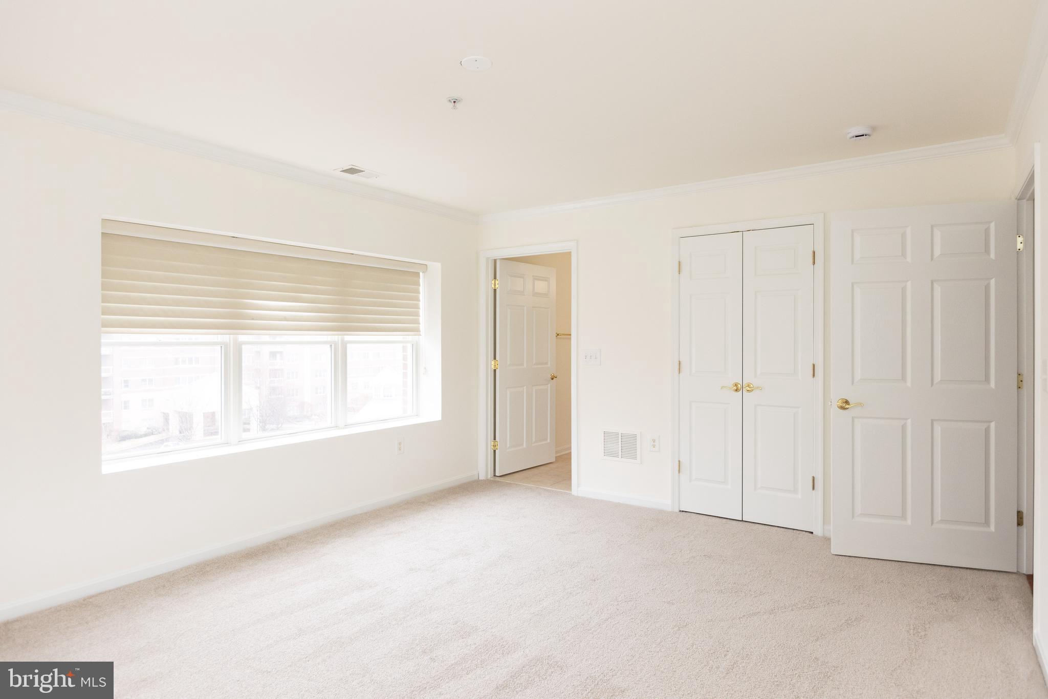 ROUNDWOOD RIDGE - Residential