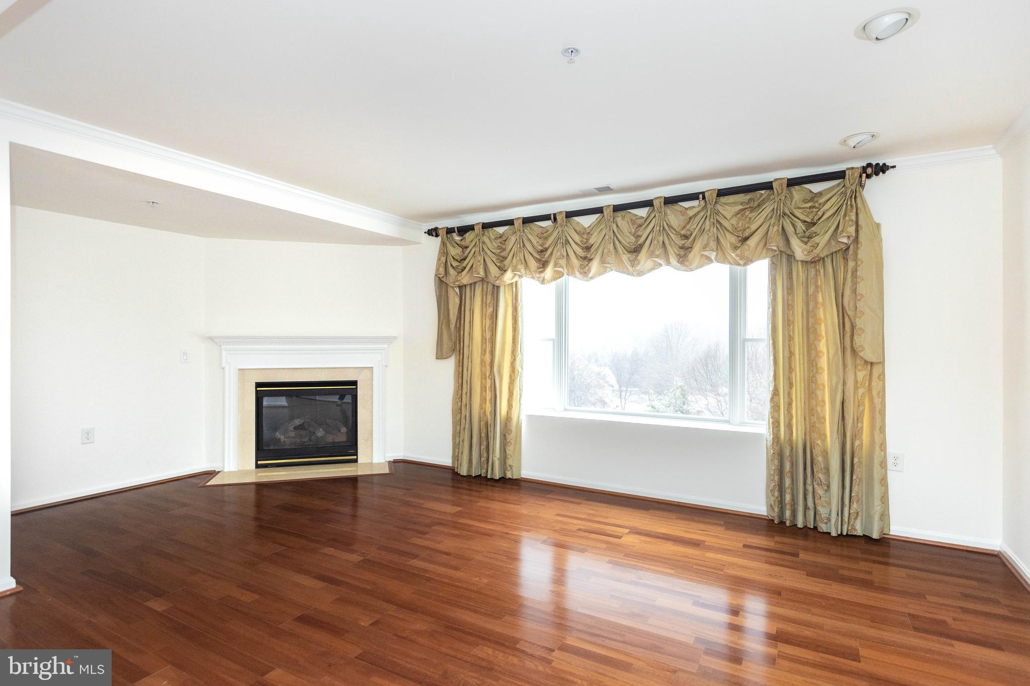 ROUNDWOOD RIDGE - Residential