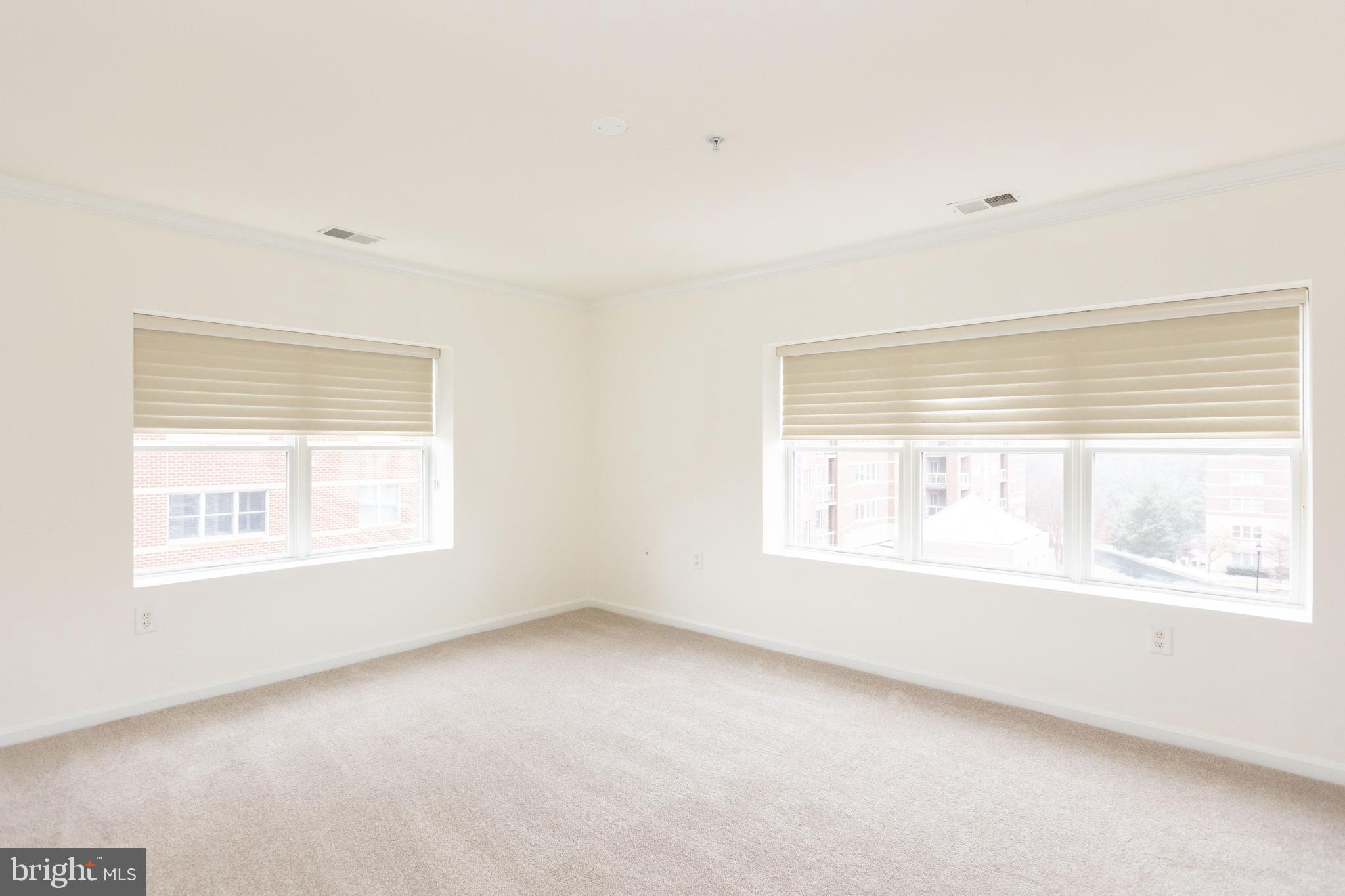 ROUNDWOOD RIDGE - Residential