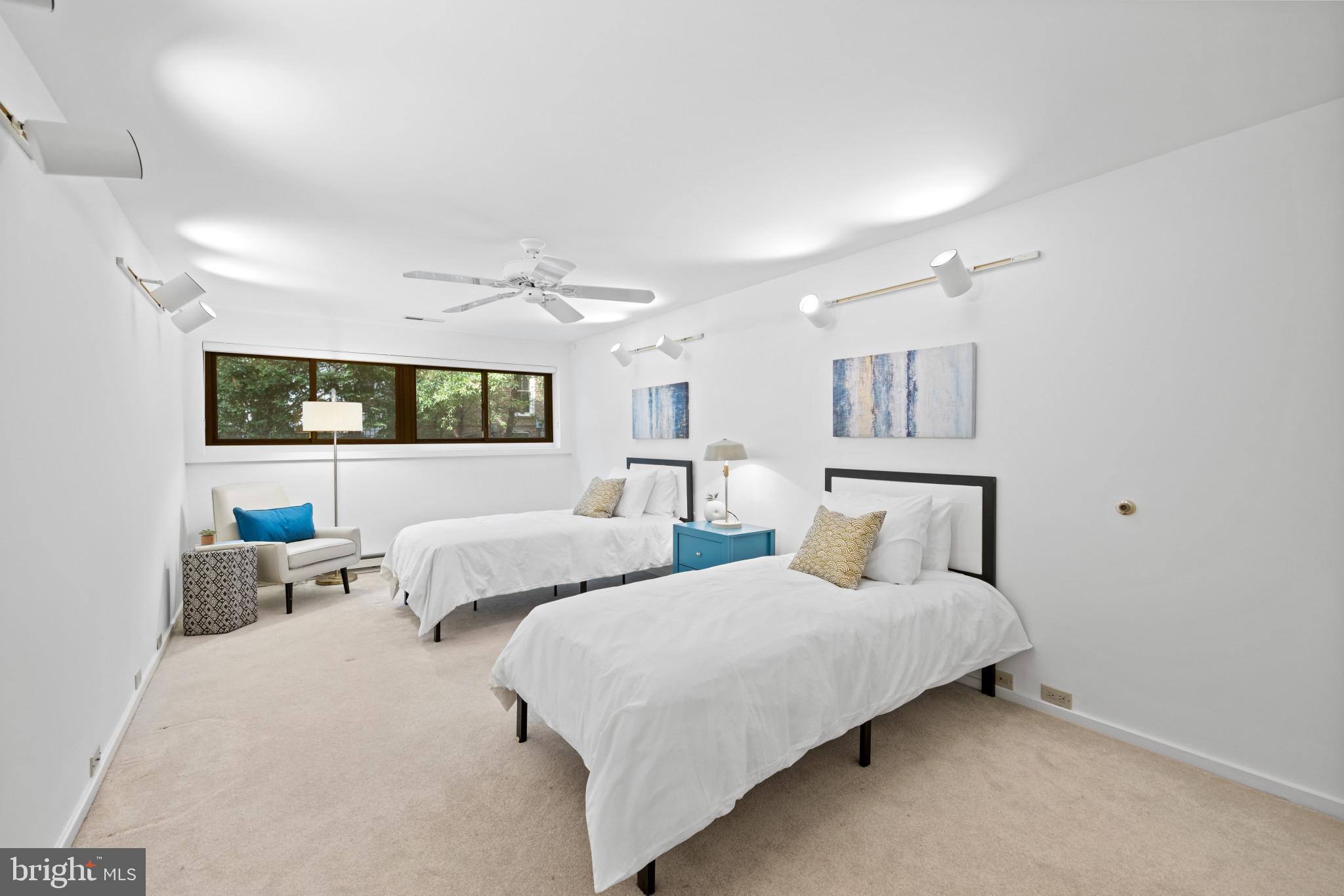 WELLINGTON - Residential