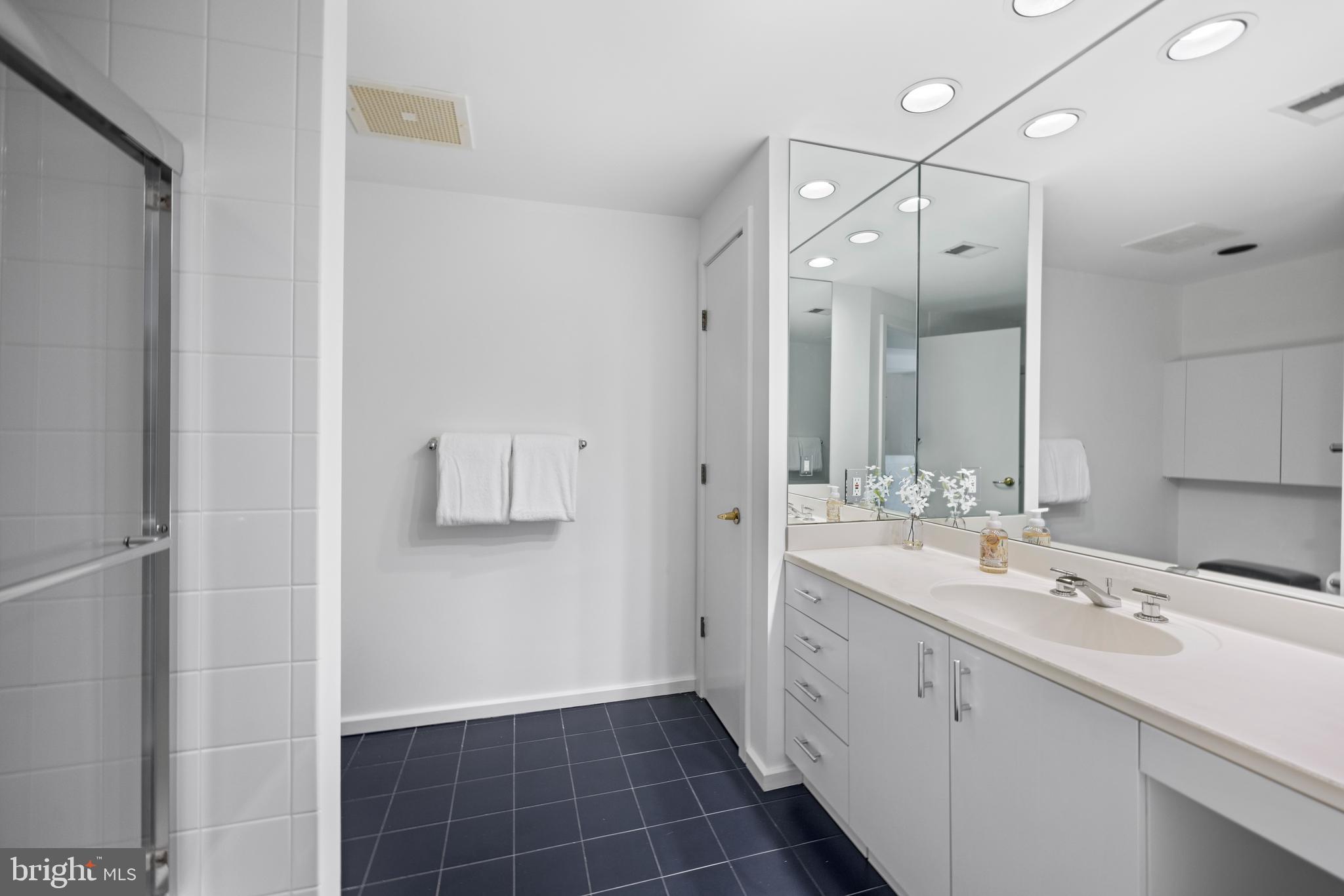 WELLINGTON - Residential