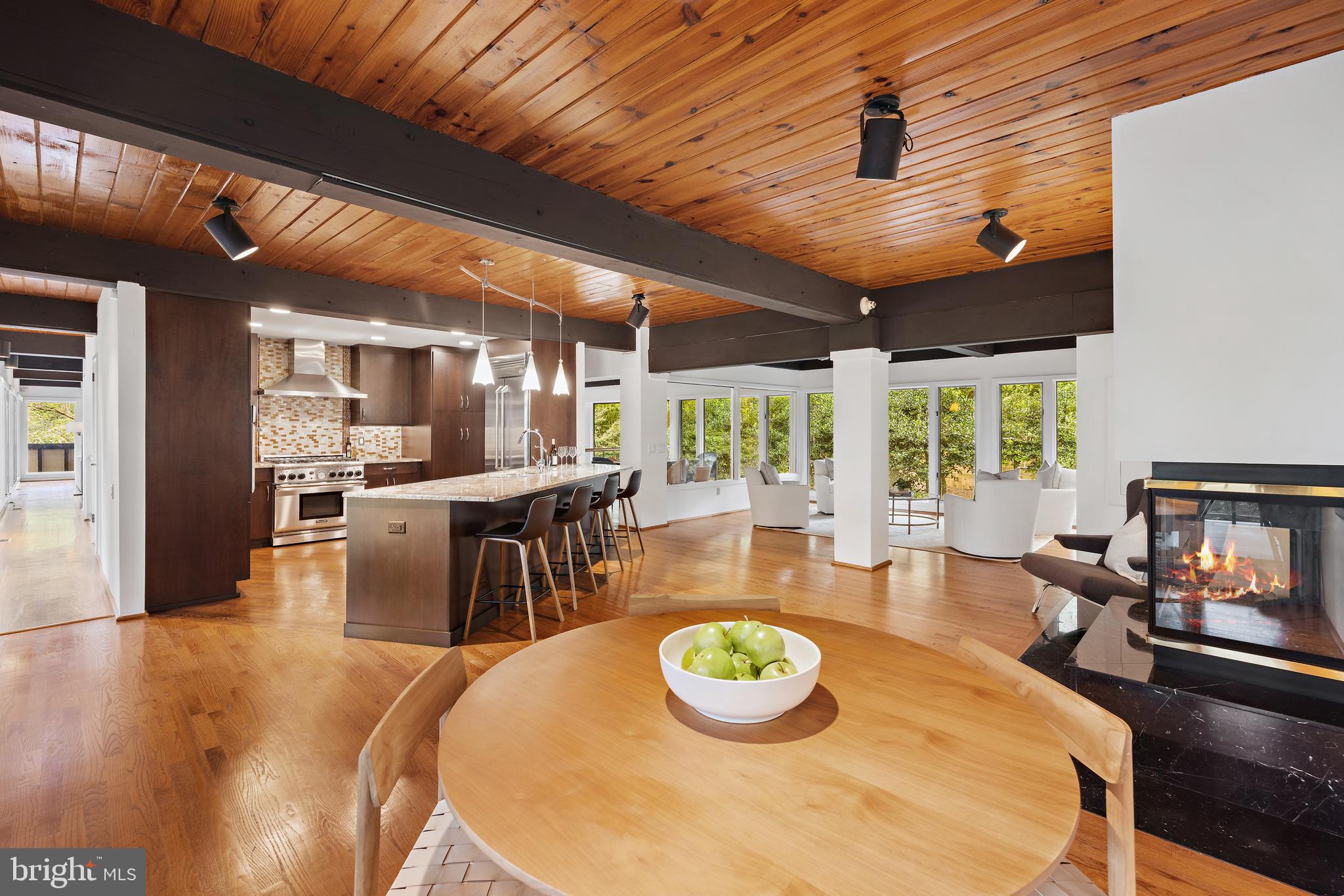 WELLINGTON - Residential