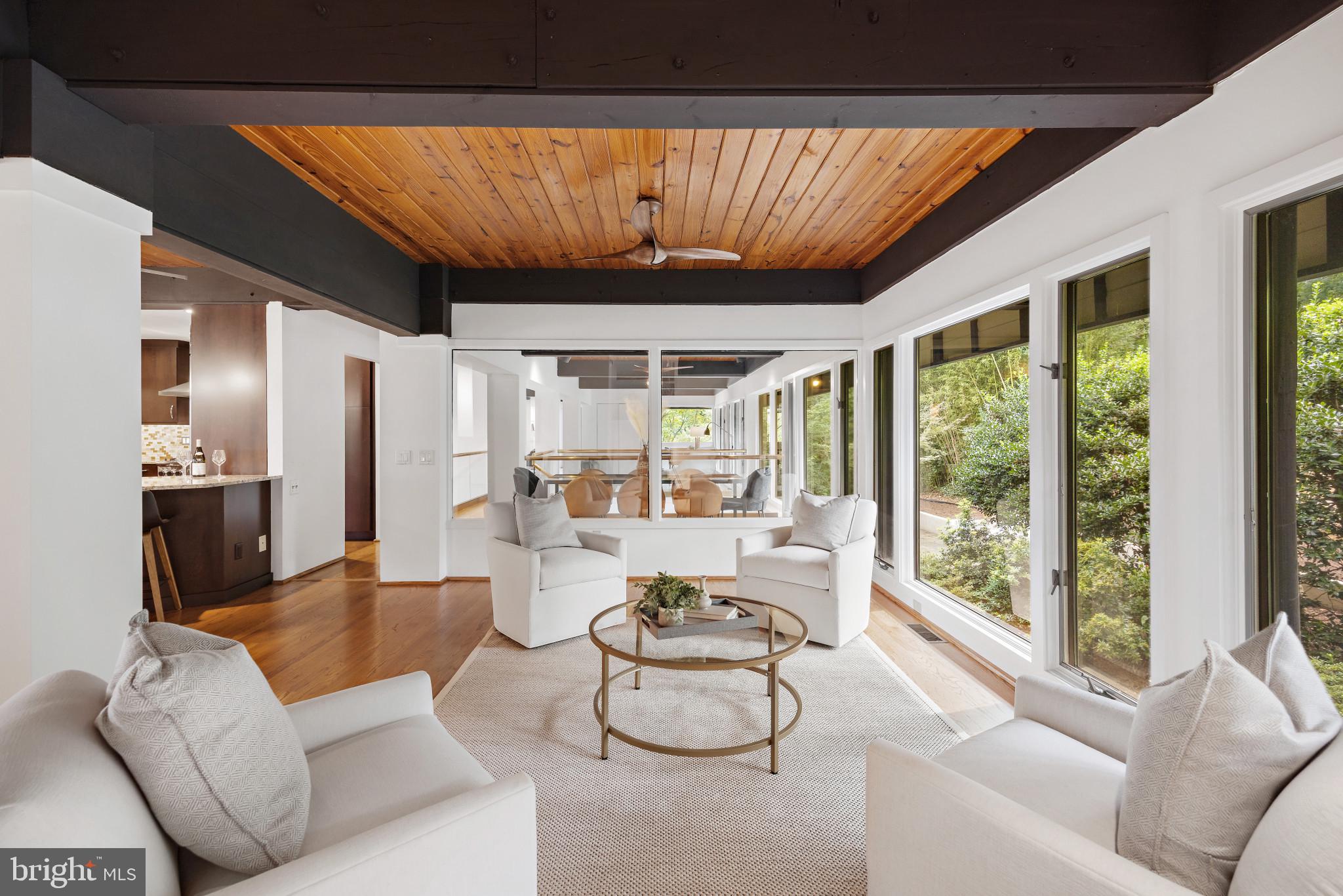 WELLINGTON - Residential