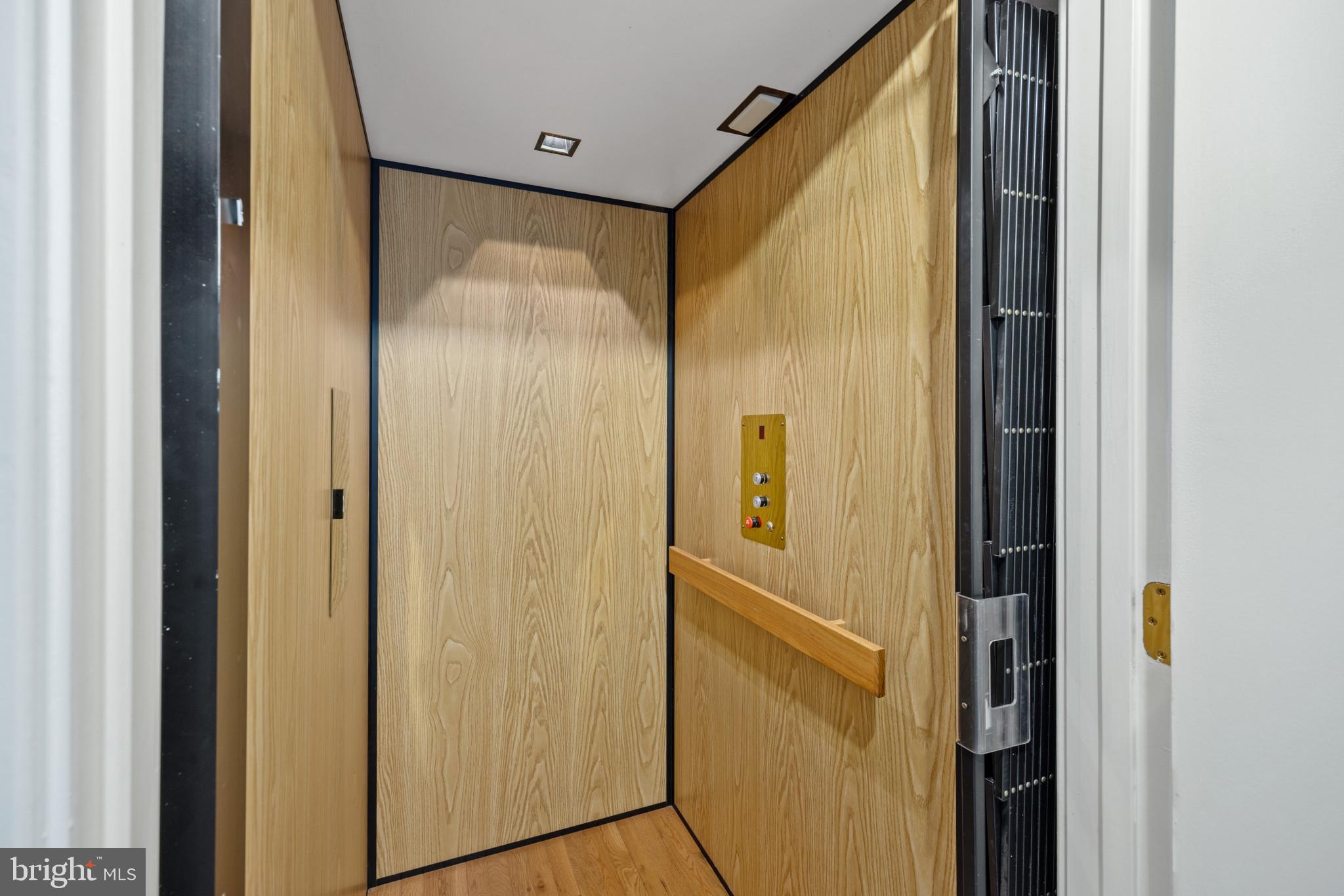 WELLINGTON - Residential