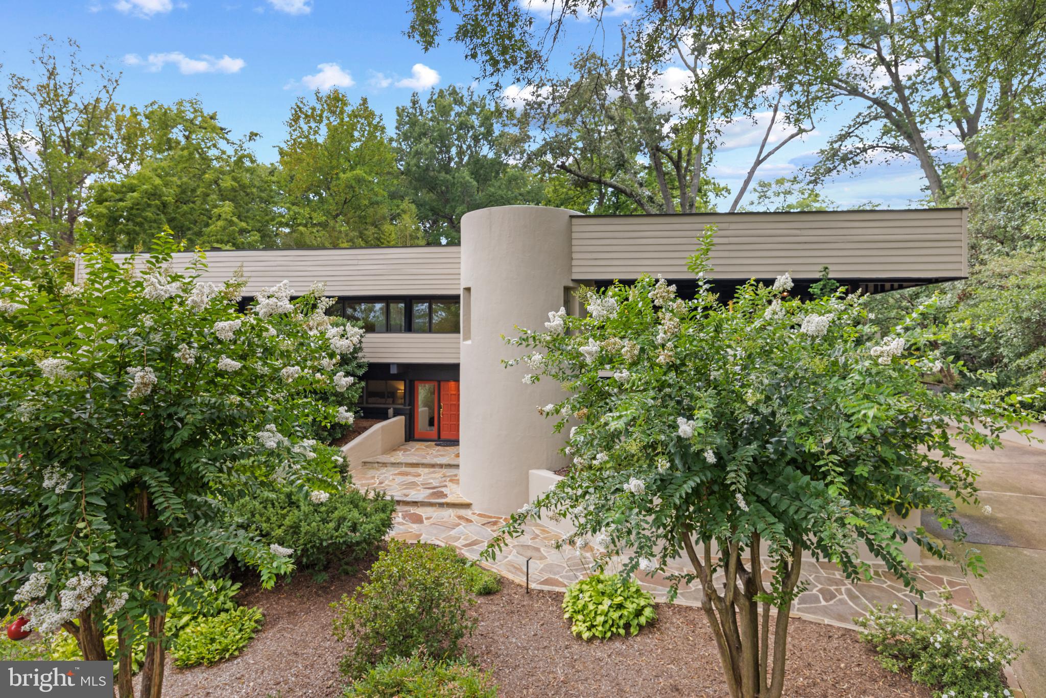 WELLINGTON - Residential