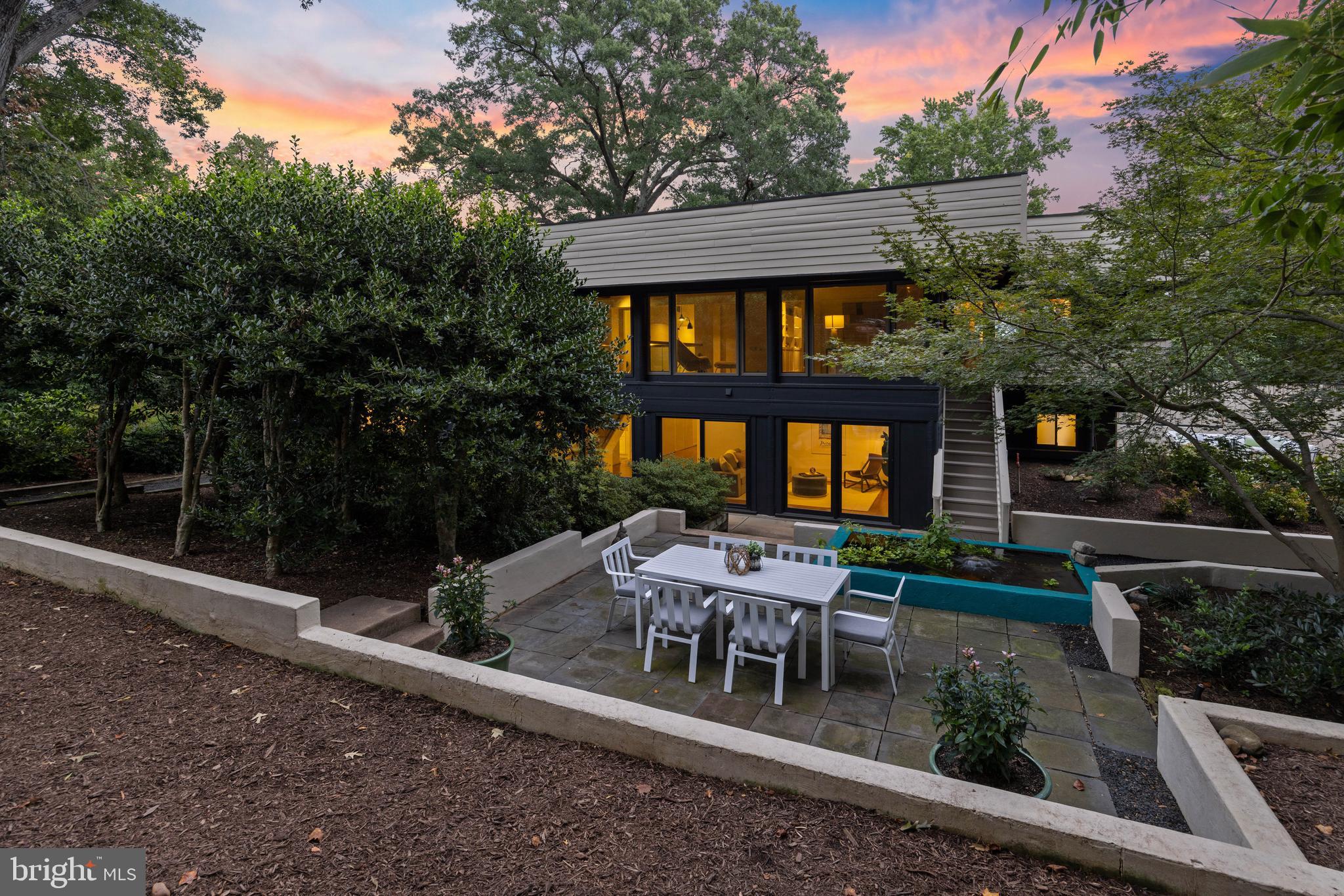 WELLINGTON - Residential