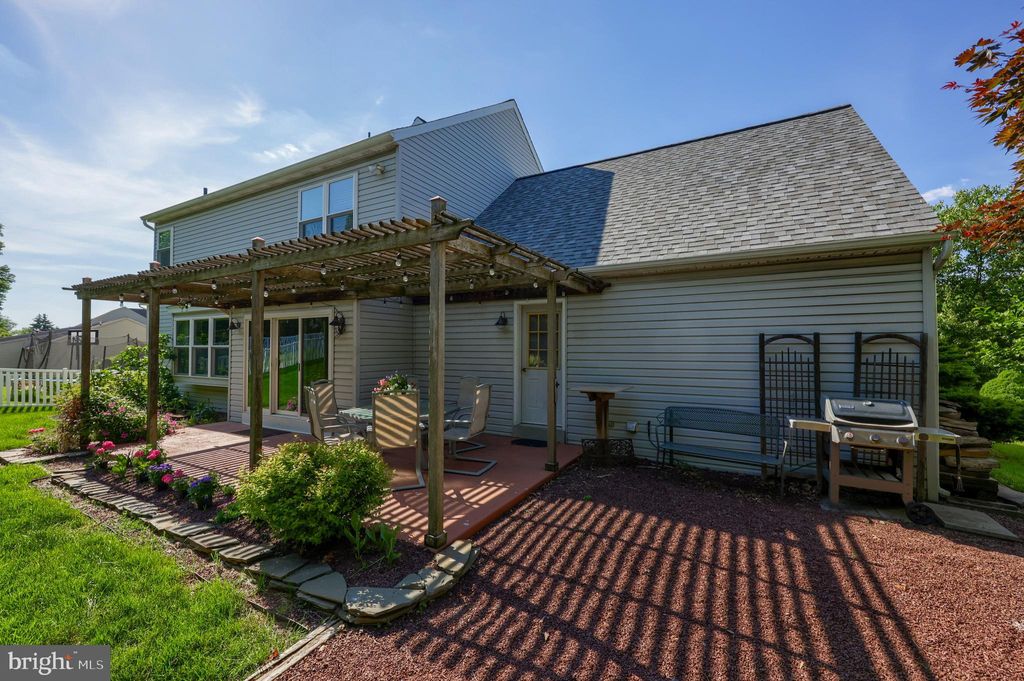 Photo of 3960 Birchwood Lane, Columbia, PA 17512 (MLS # PALA2051188)