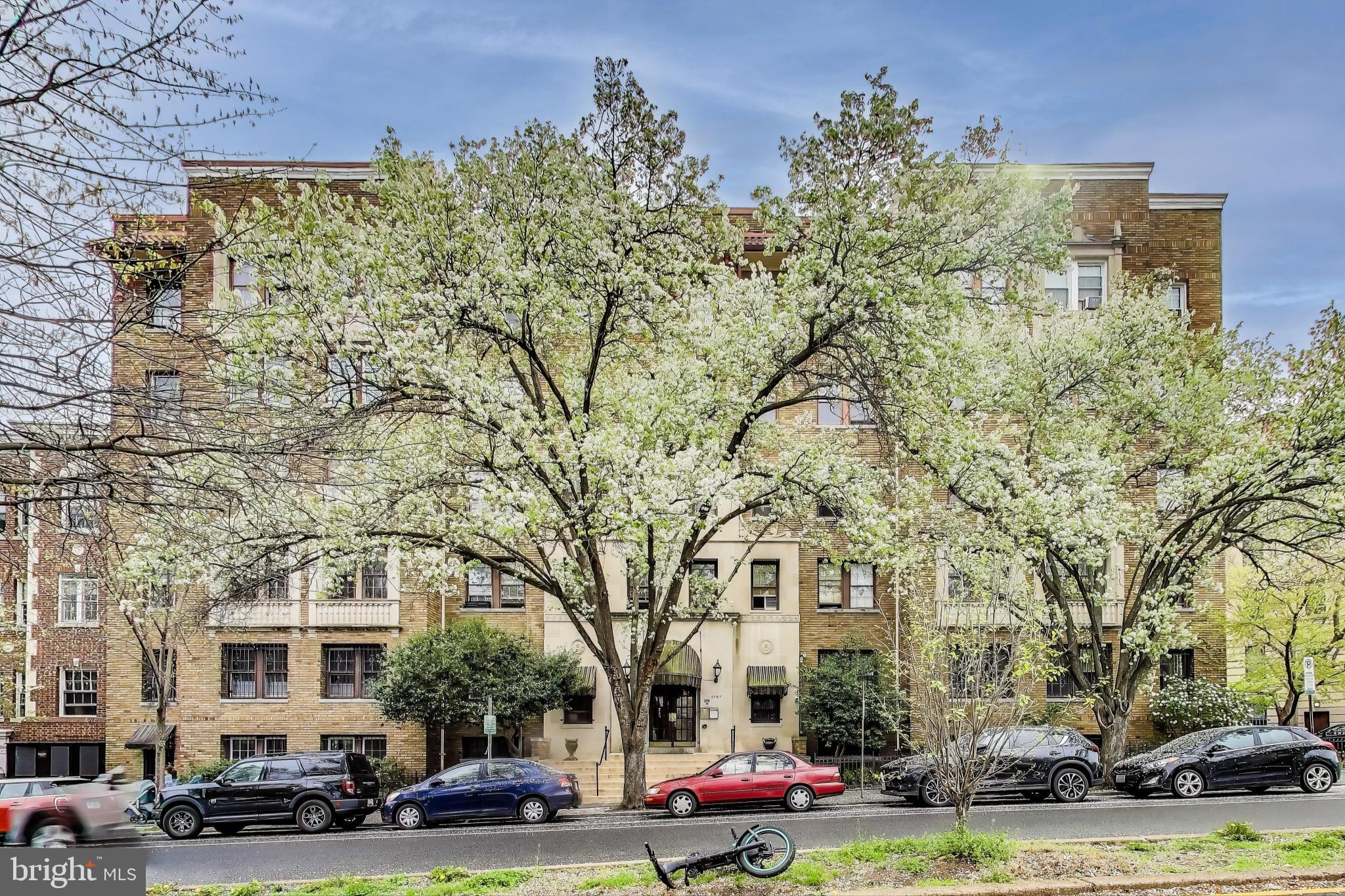 2707 ADAMS MILL ROAD NW 206