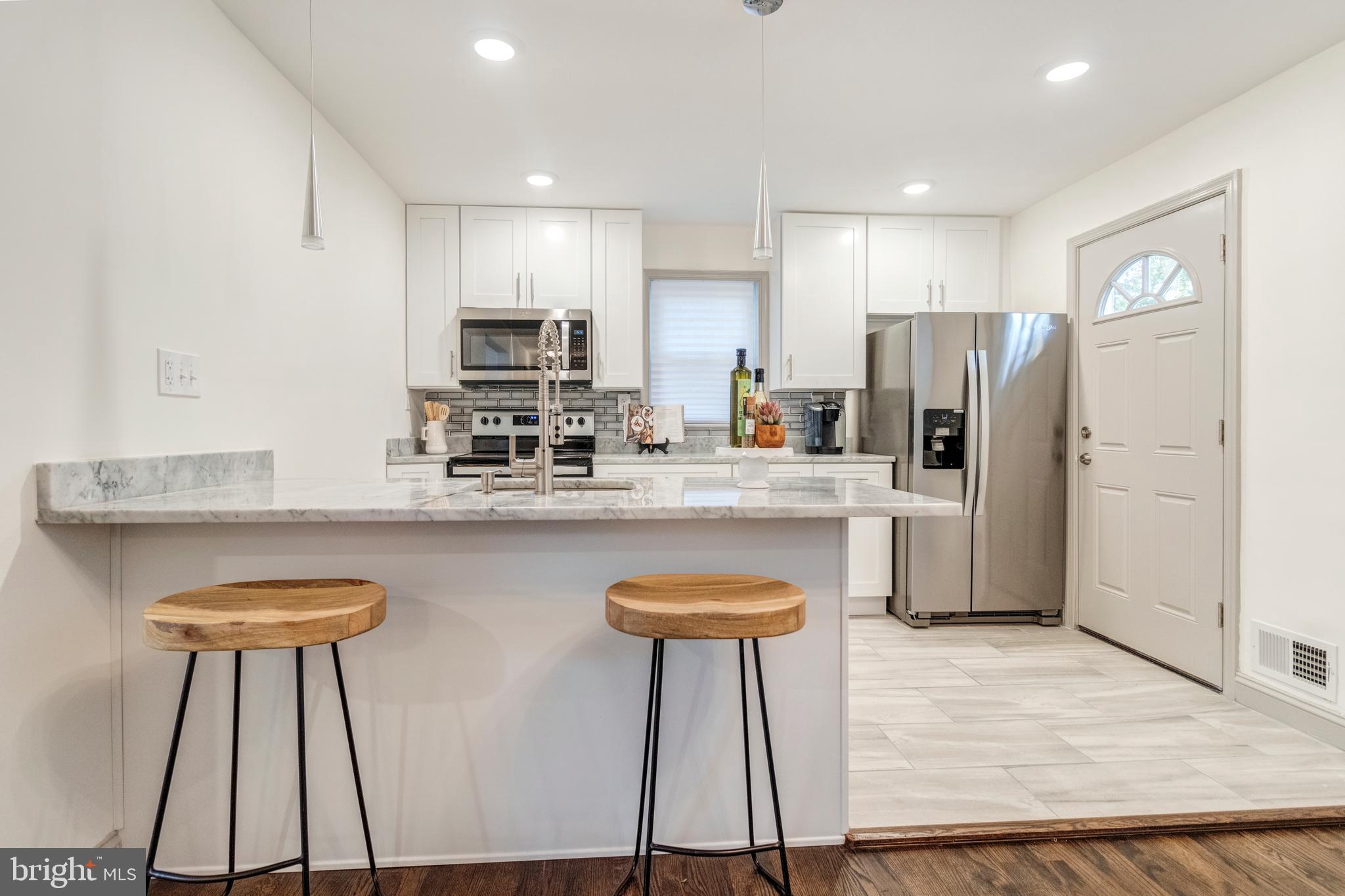 TEMPLE HILLS - Residential