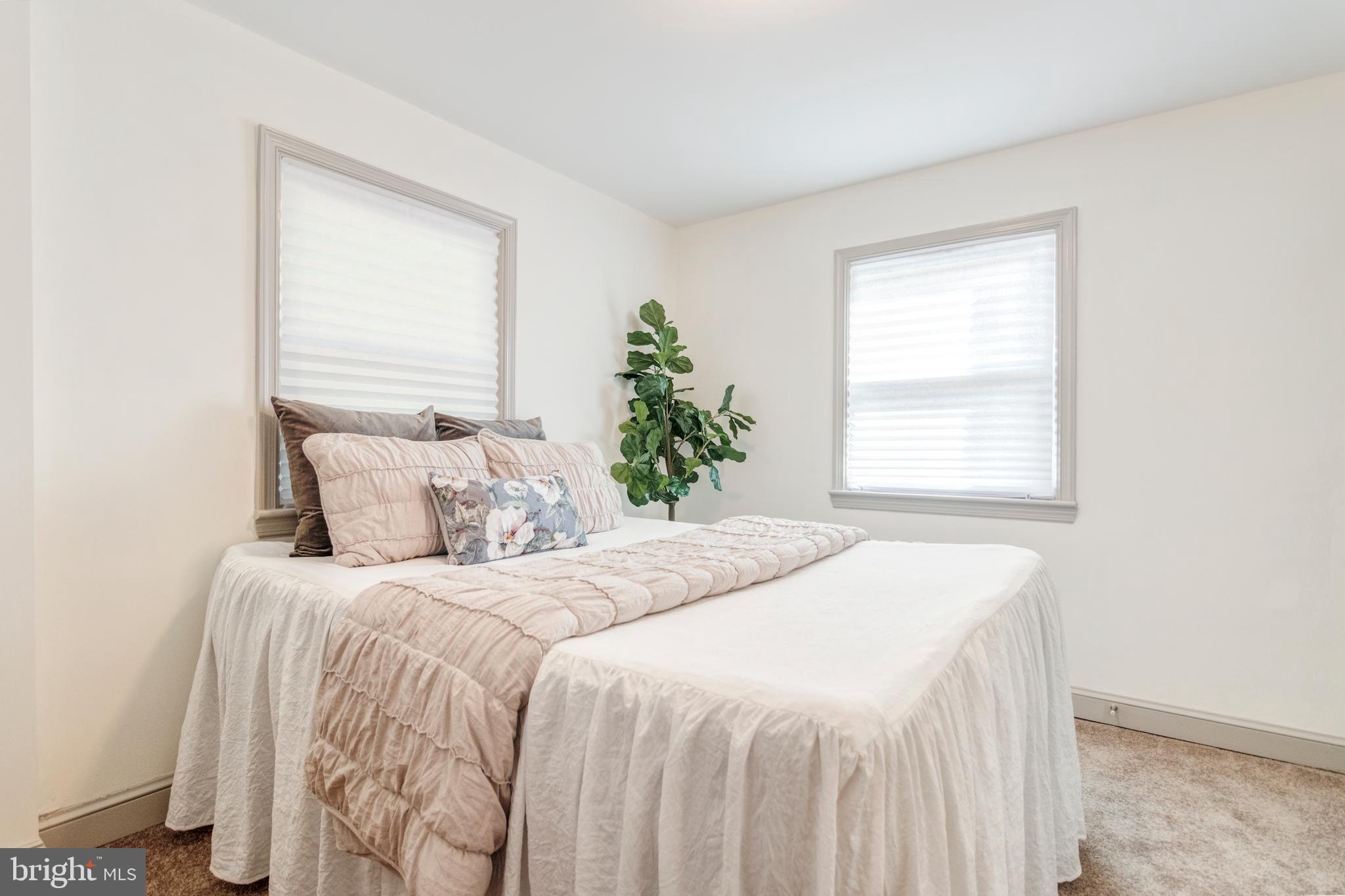 TEMPLE HILLS - Residential