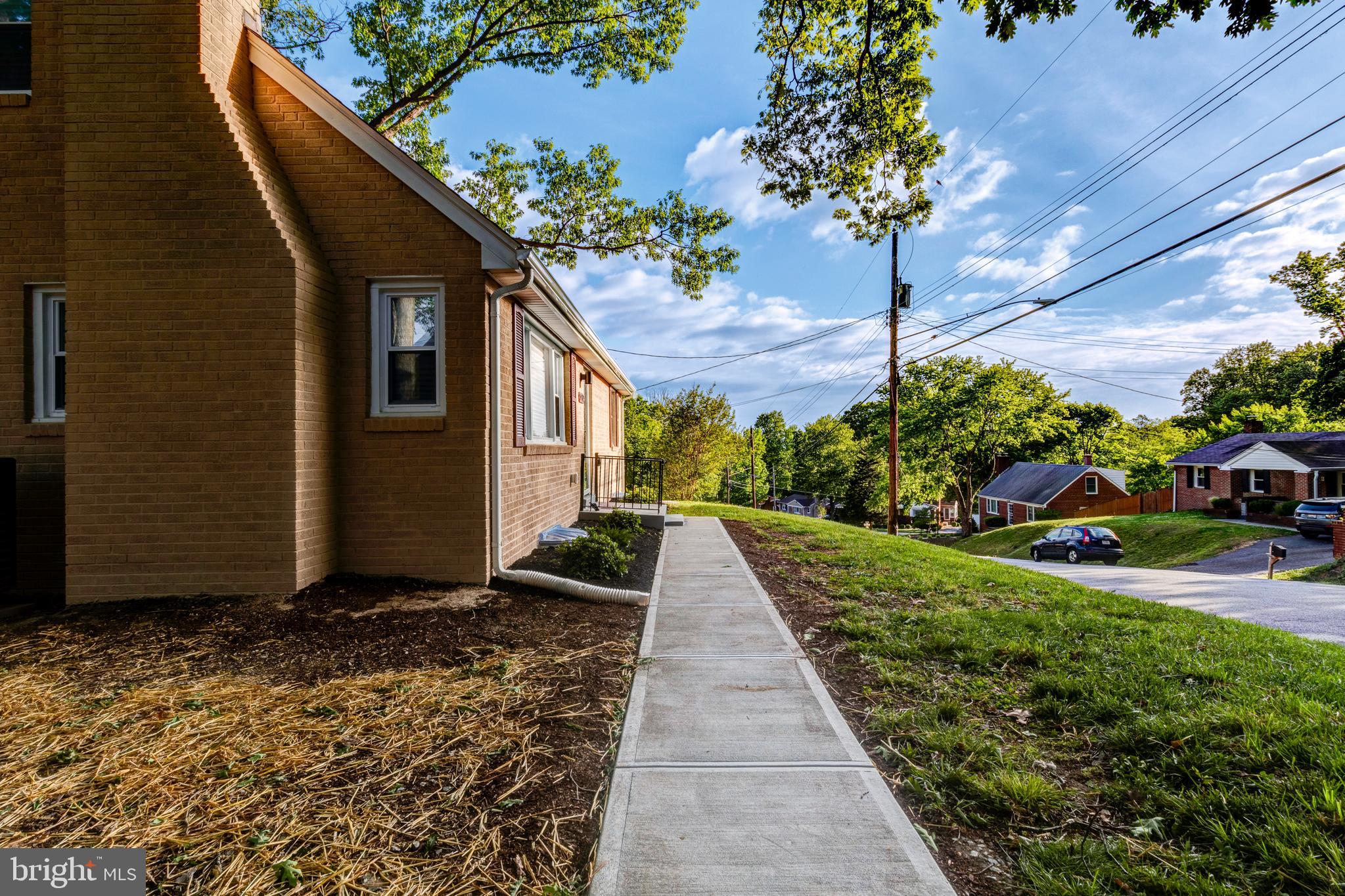 TEMPLE HILLS - Residential