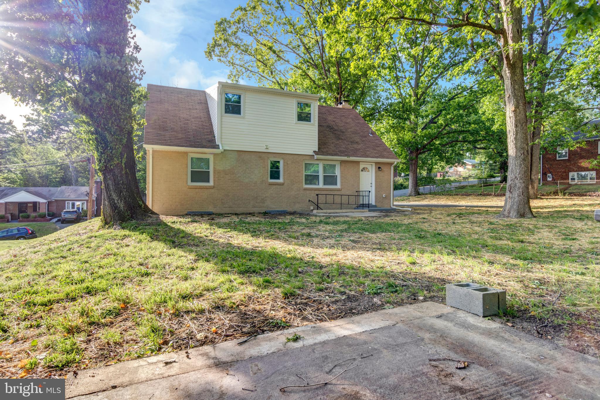 TEMPLE HILLS - Residential