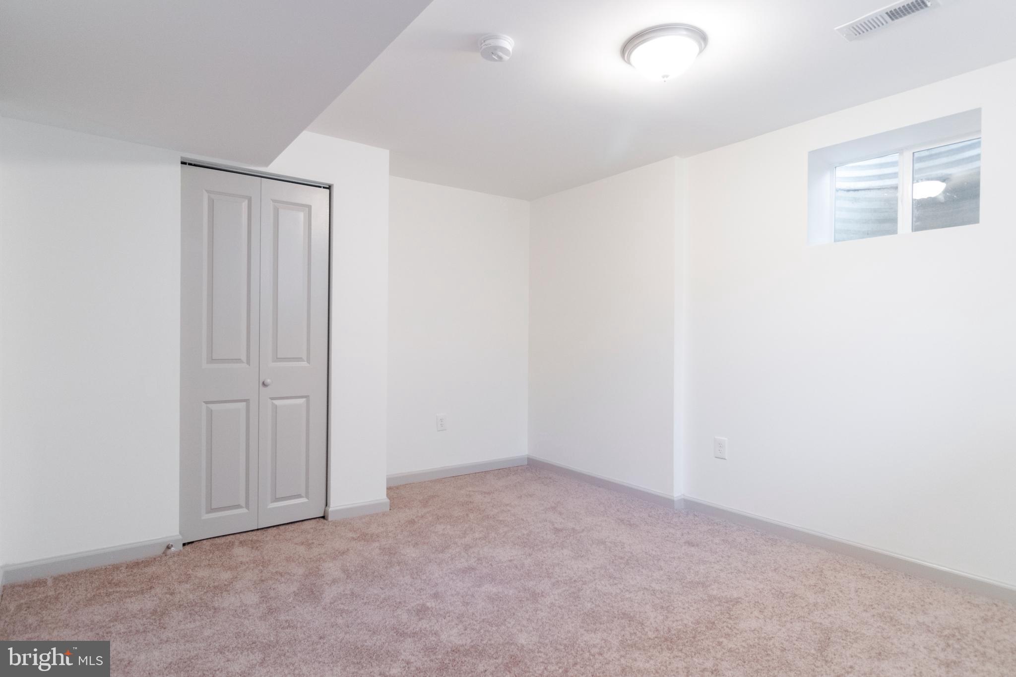 TEMPLE HILLS - Residential