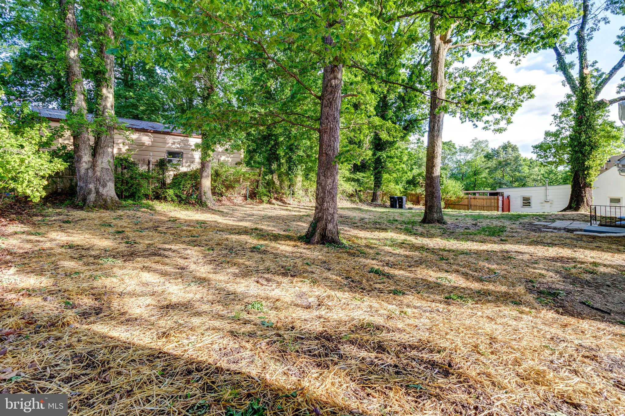 TEMPLE HILLS - Residential